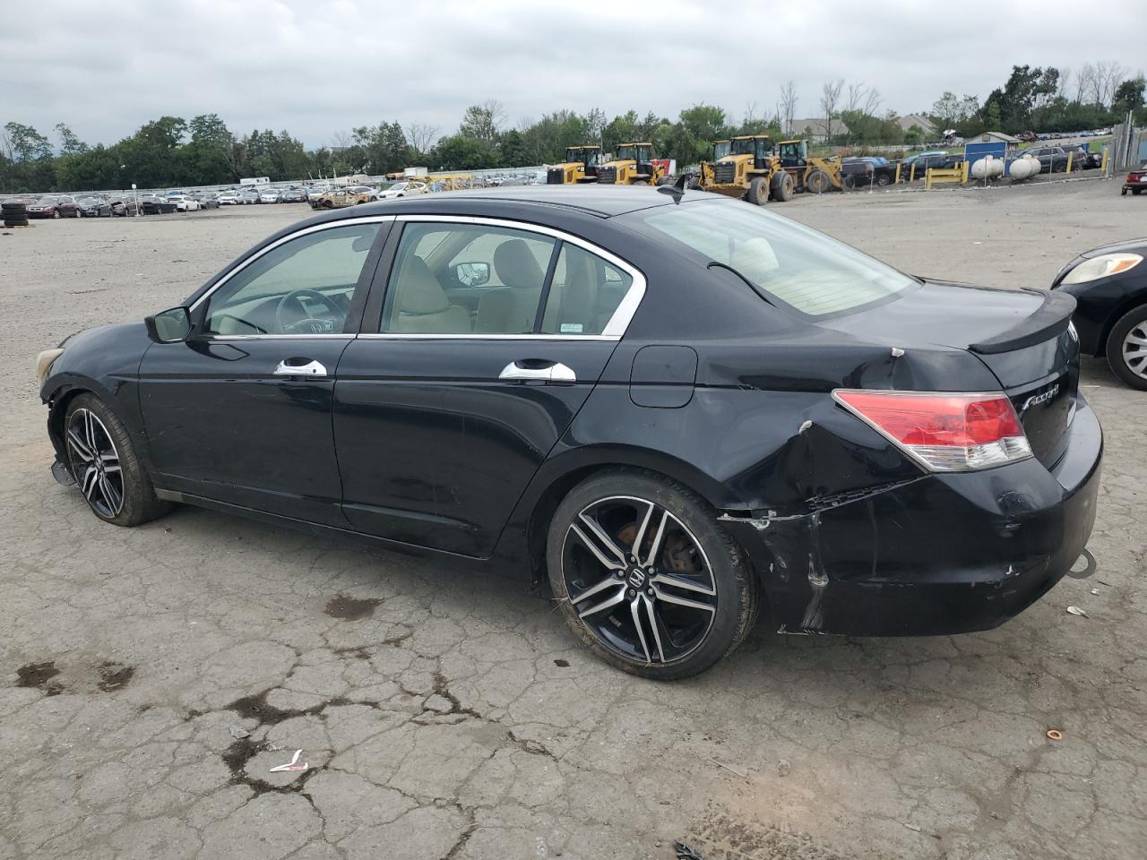 Photo 1 VIN: 1HGCP26409A158068 - HONDA ACCORD 