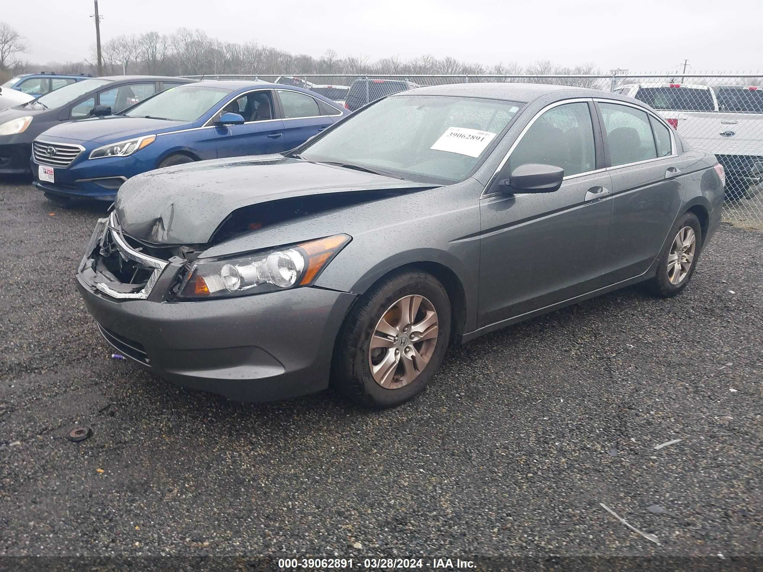 Photo 1 VIN: 1HGCP26418A045857 - HONDA ACCORD 