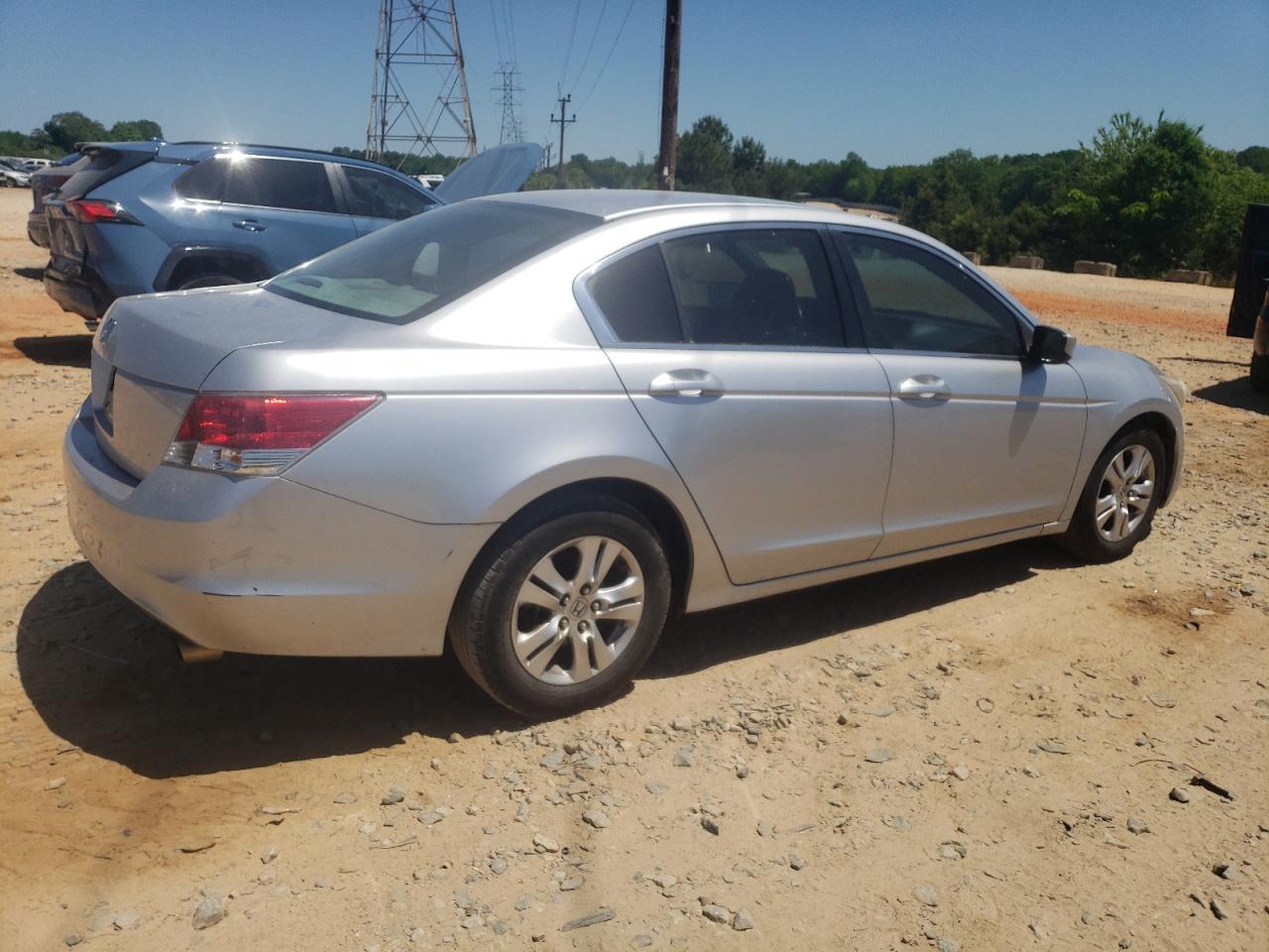 Photo 2 VIN: 1HGCP26418A055479 - HONDA ACCORD 