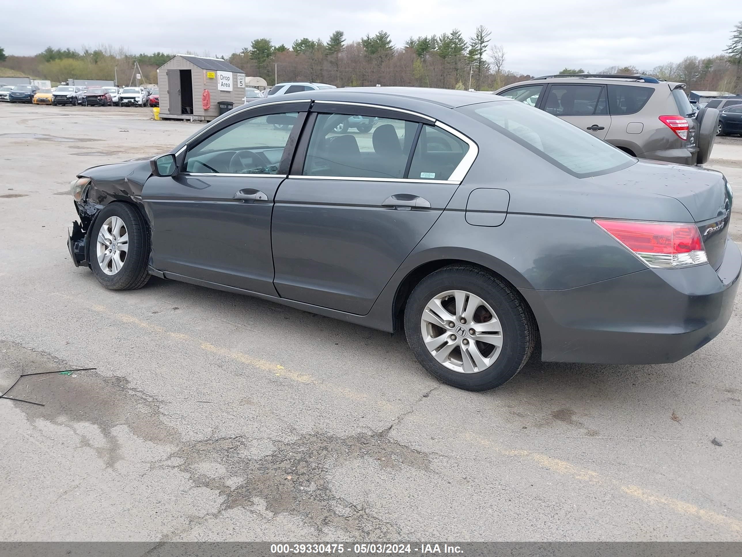 Photo 2 VIN: 1HGCP26419A173596 - HONDA ACCORD 