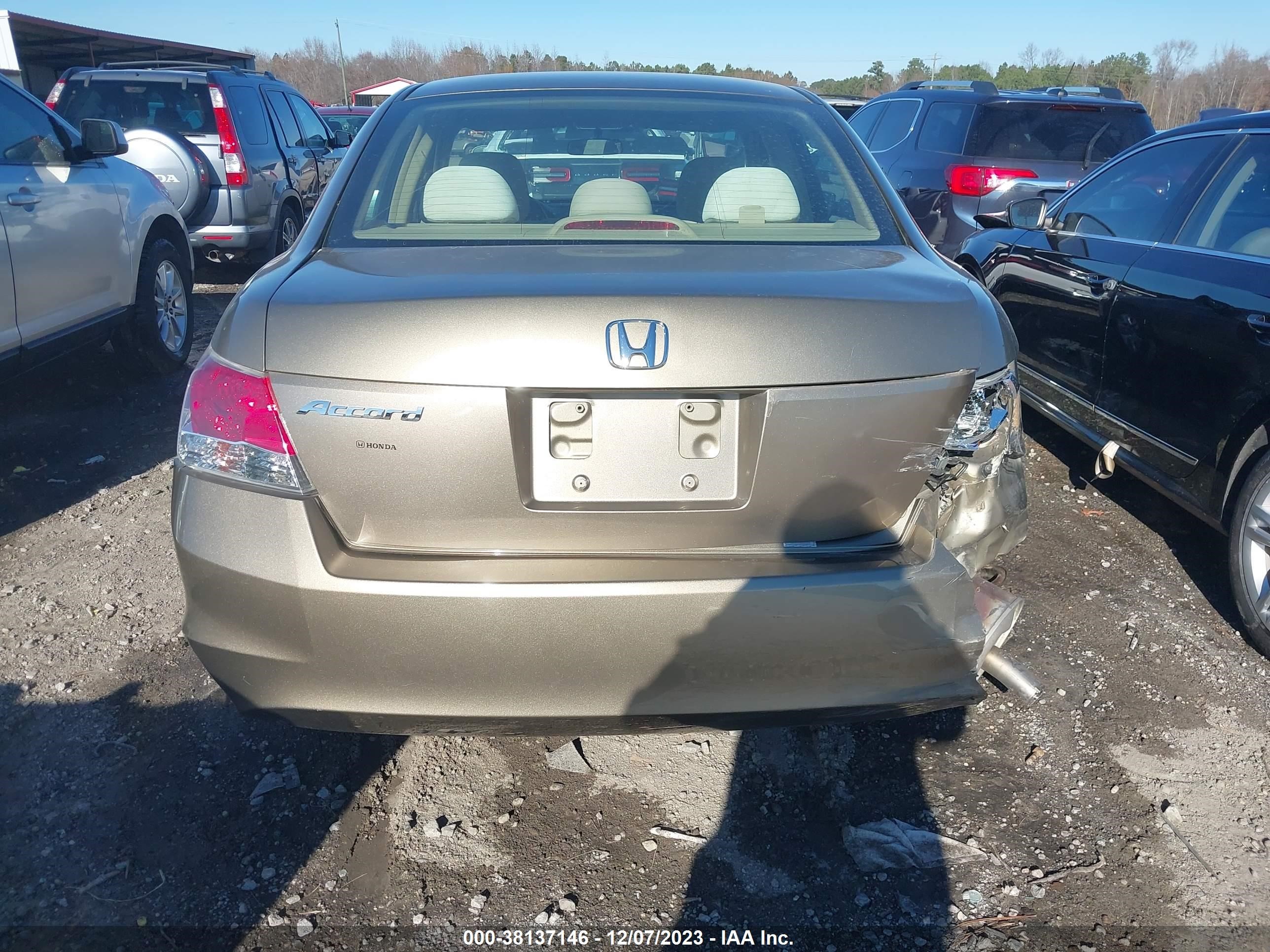 Photo 15 VIN: 1HGCP26428A150293 - HONDA ACCORD 