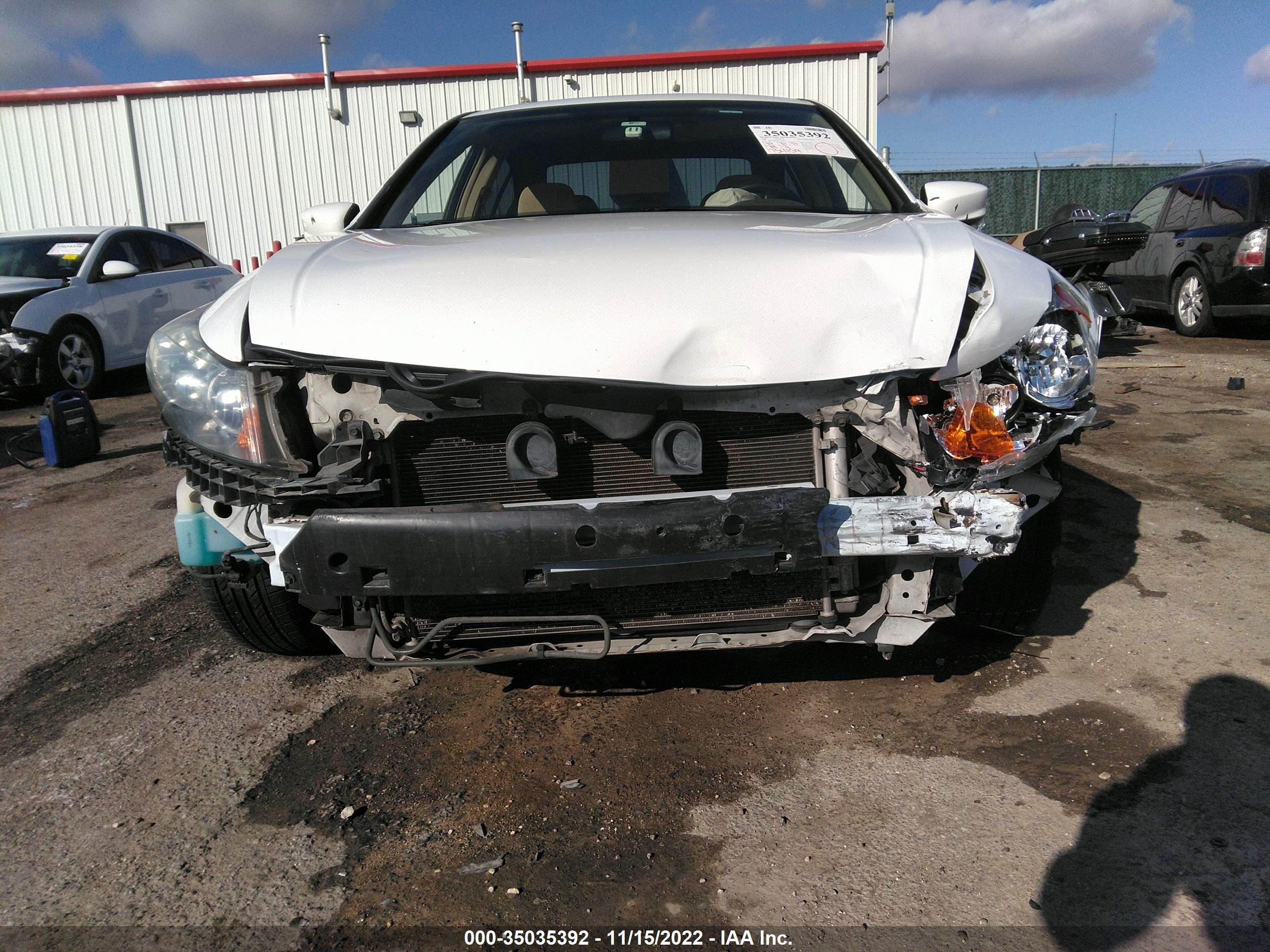 Photo 5 VIN: 1HGCP26429A164339 - HONDA ACCORD 