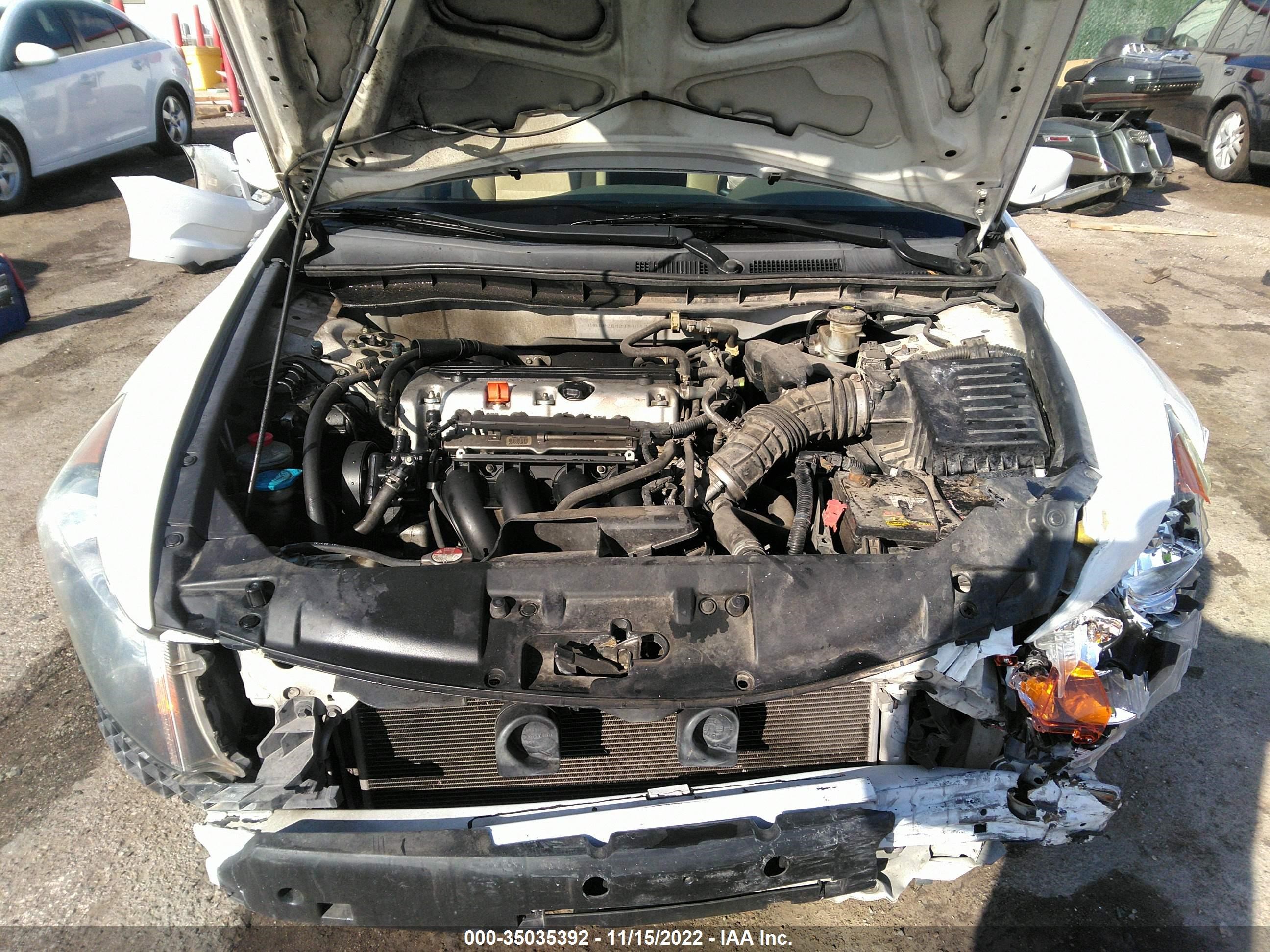 Photo 9 VIN: 1HGCP26429A164339 - HONDA ACCORD 