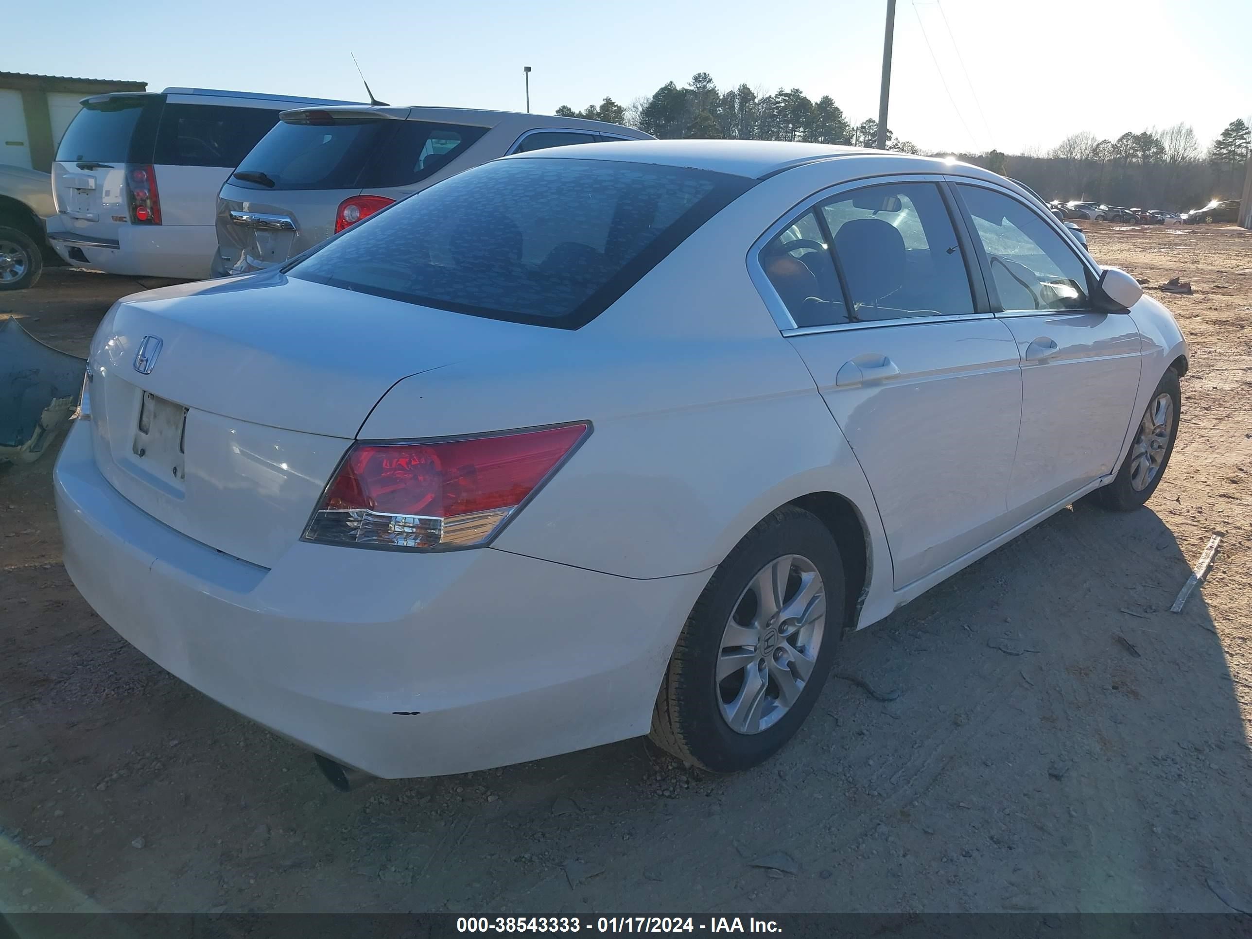 Photo 3 VIN: 1HGCP26439A134377 - HONDA ACCORD 