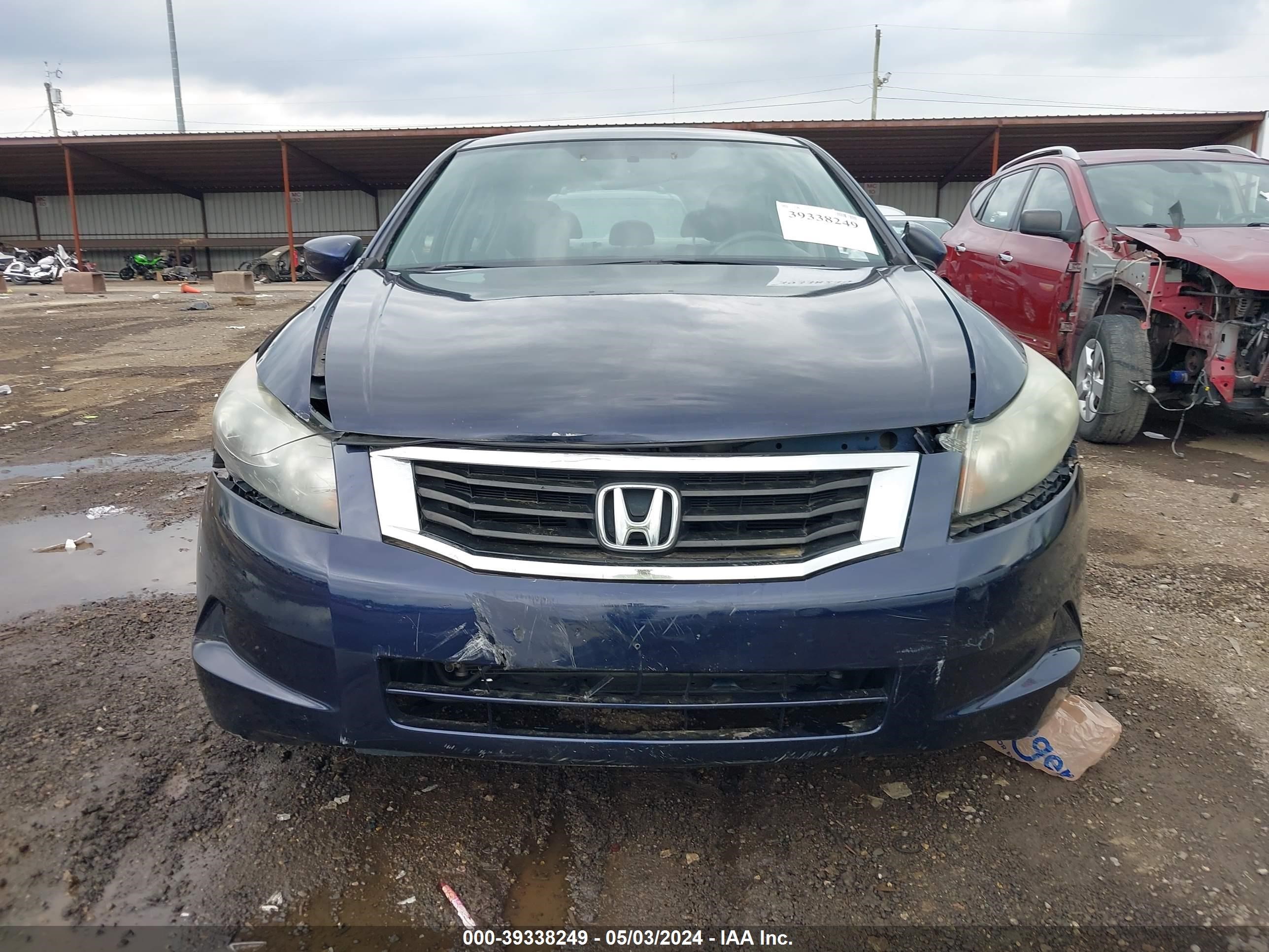 Photo 11 VIN: 1HGCP26448A078741 - HONDA ACCORD 