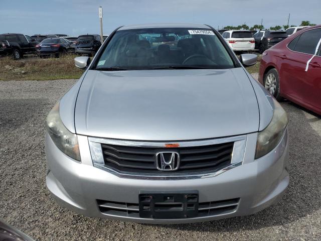 Photo 4 VIN: 1HGCP26449A051203 - HONDA ACCORD LXP 