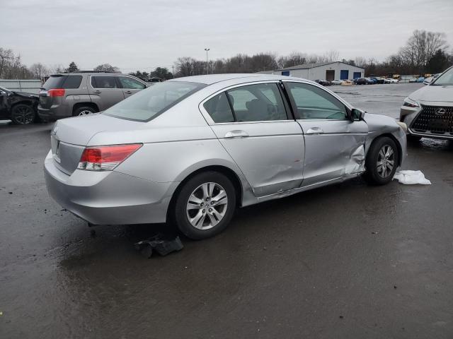 Photo 2 VIN: 1HGCP26449A102151 - HONDA ACCORD 