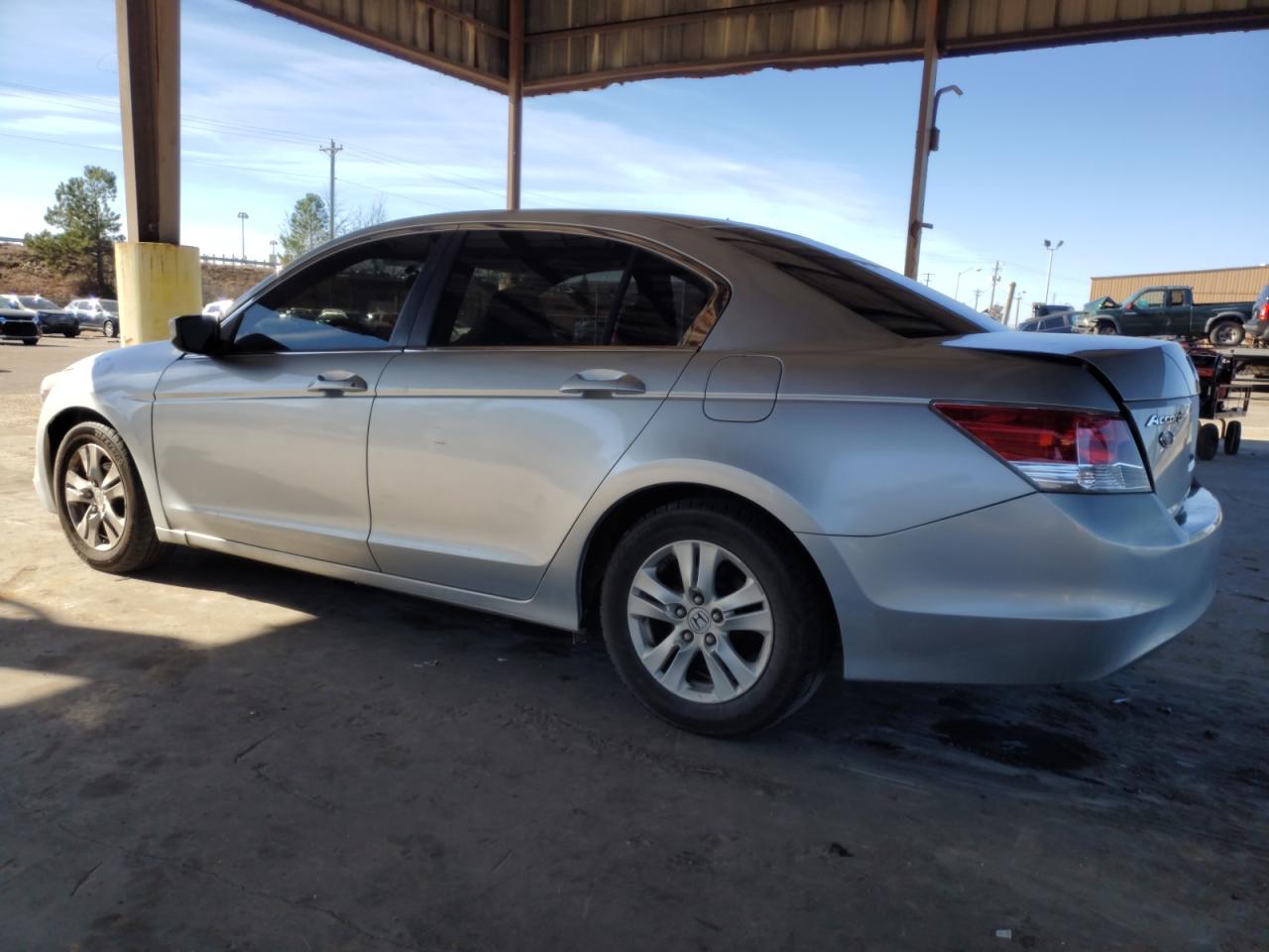 Photo 1 VIN: 1HGCP26449A107642 - HONDA ACCORD 