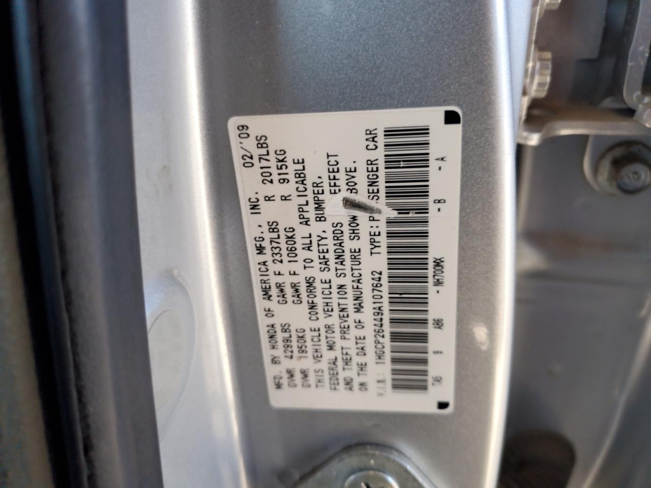 Photo 11 VIN: 1HGCP26449A107642 - HONDA ACCORD 