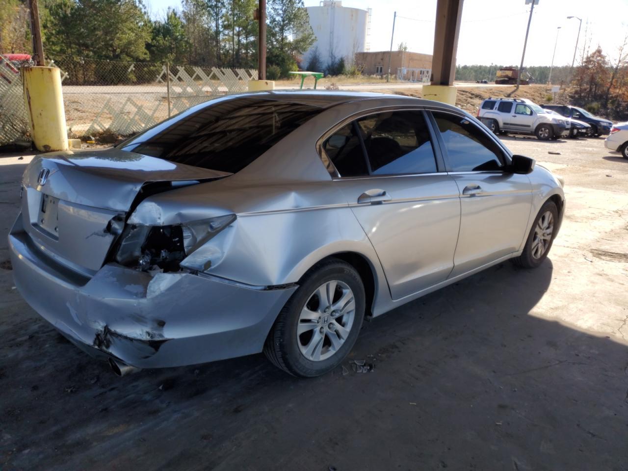 Photo 2 VIN: 1HGCP26449A107642 - HONDA ACCORD 