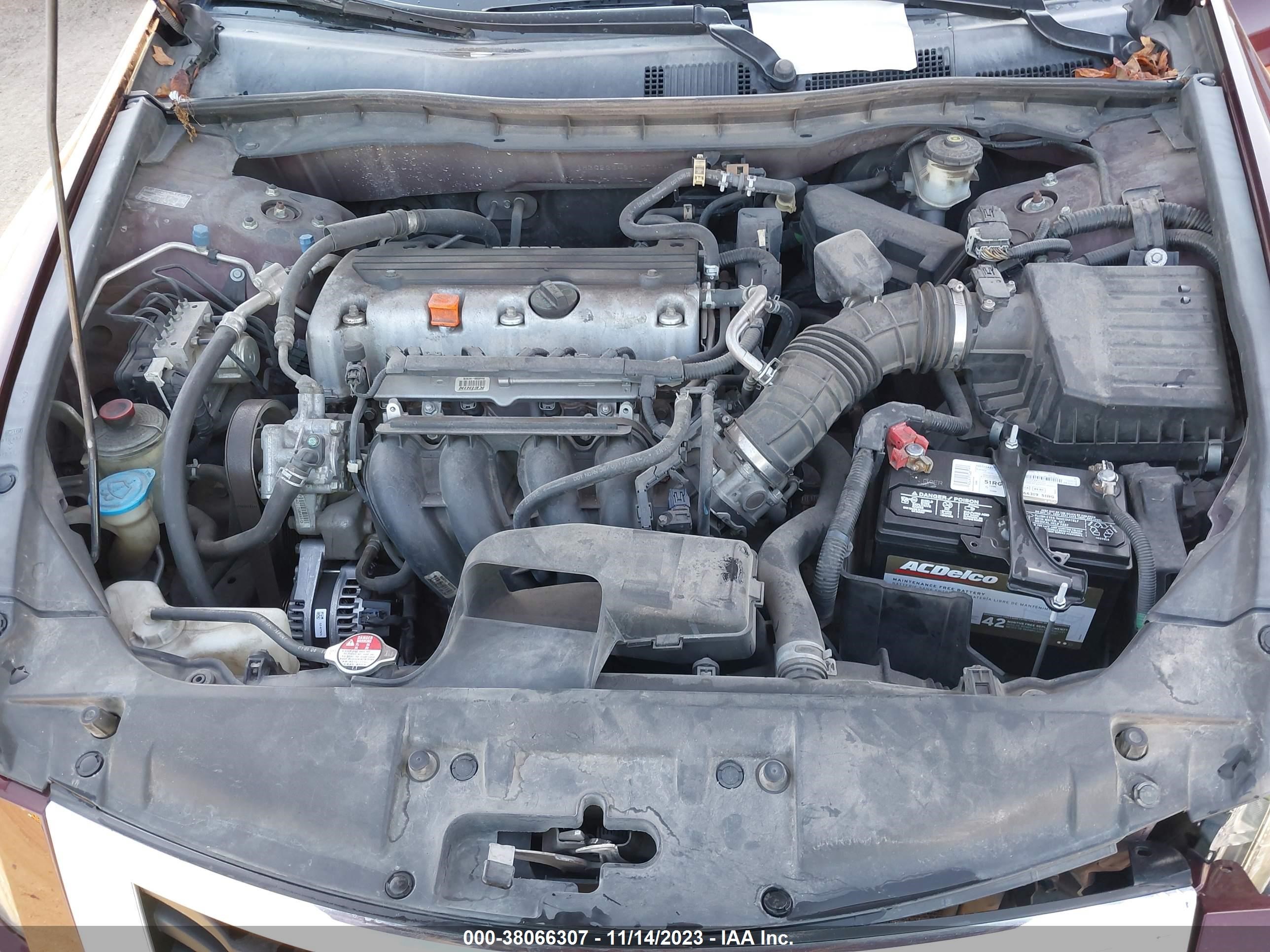 Photo 9 VIN: 1HGCP26469A070447 - HONDA ACCORD 