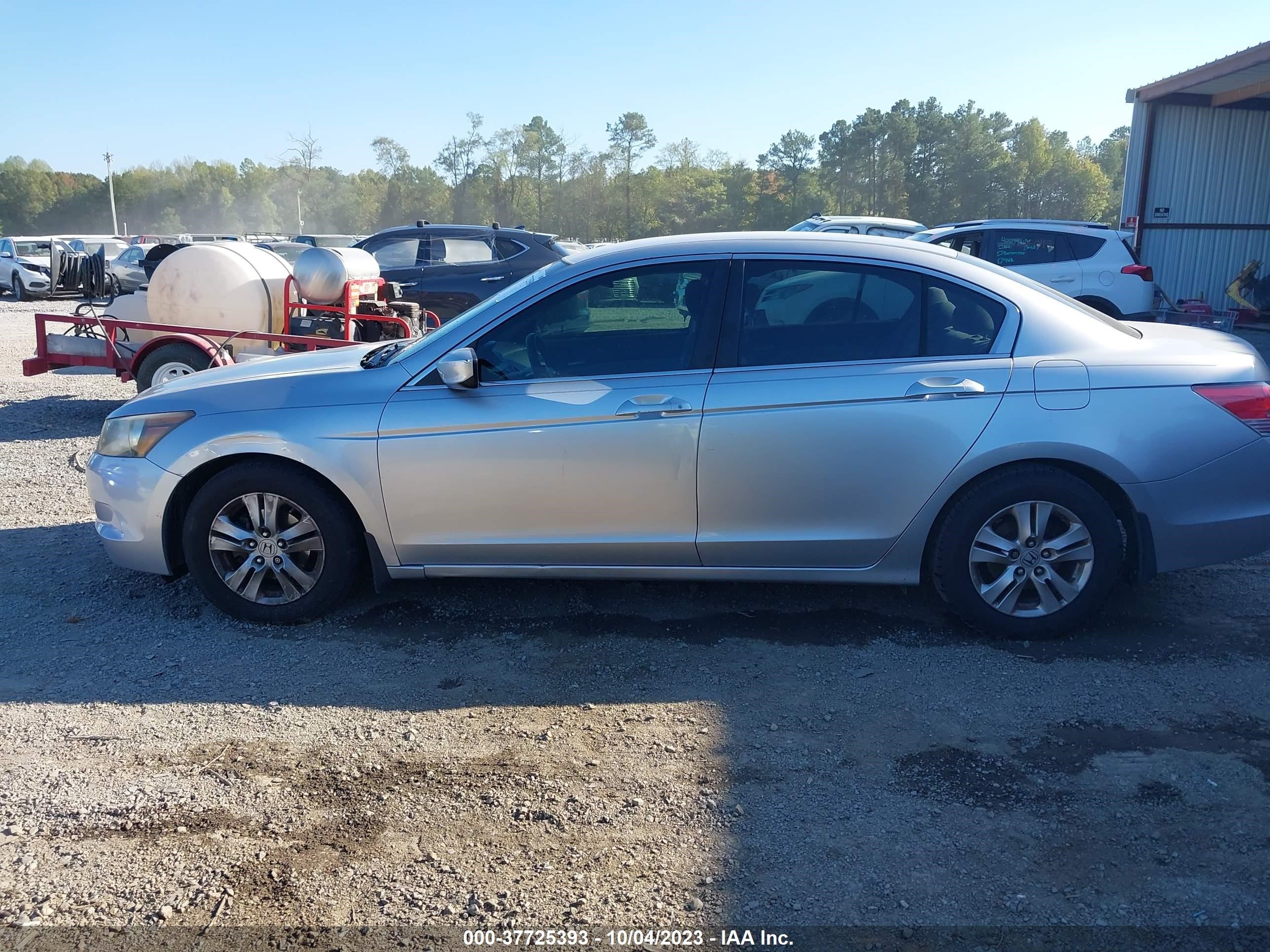 Photo 13 VIN: 1HGCP26479A022312 - HONDA ACCORD 