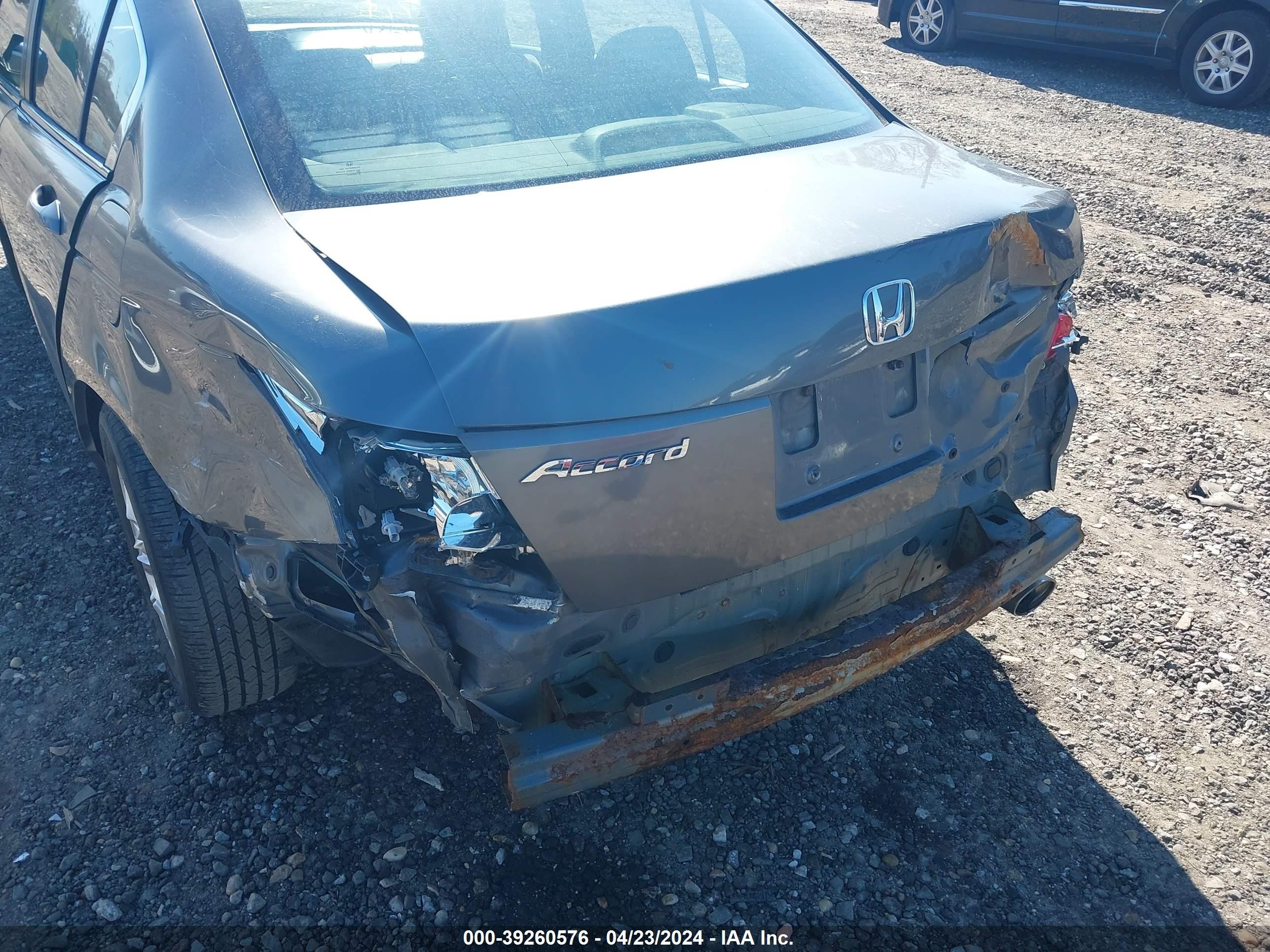 Photo 5 VIN: 1HGCP26479A075382 - HONDA ACCORD 