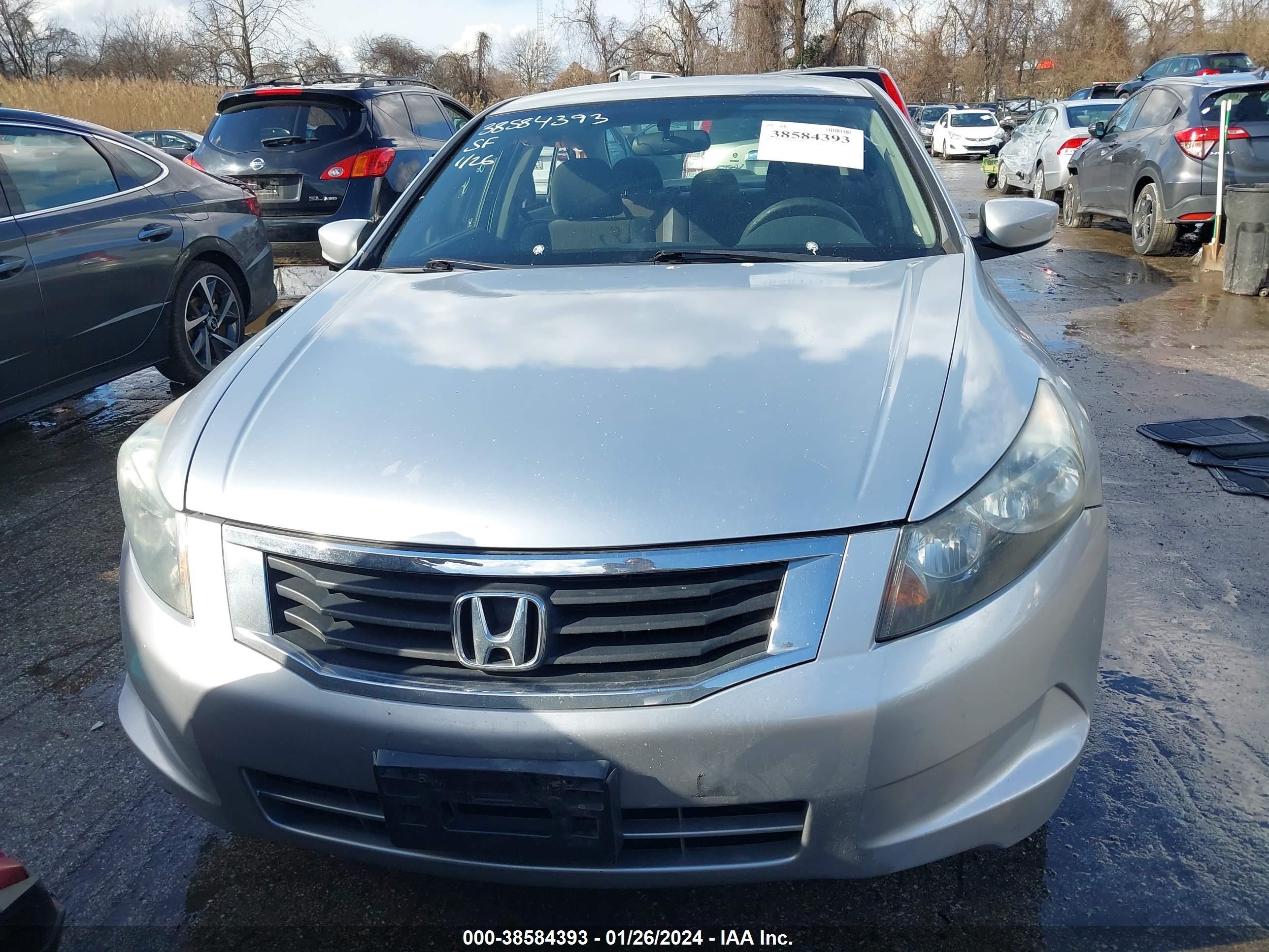 Photo 12 VIN: 1HGCP26488A147866 - HONDA ACCORD 