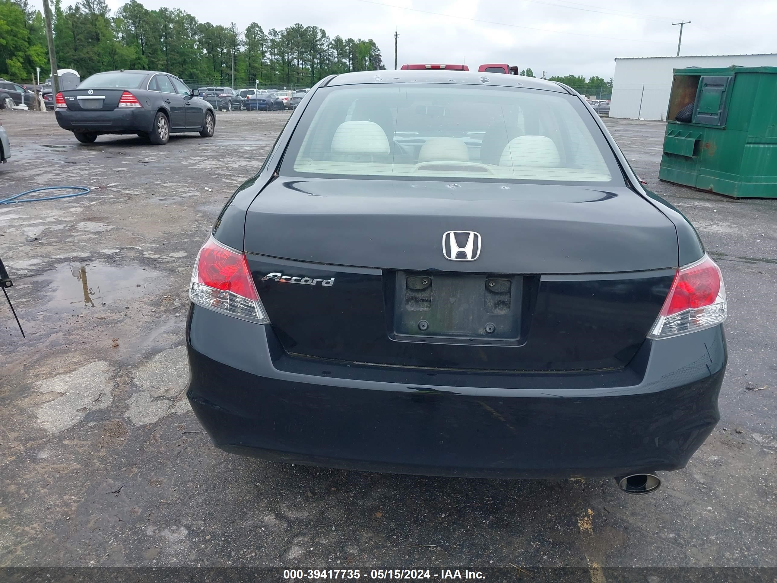 Photo 15 VIN: 1HGCP26498A115380 - HONDA ACCORD 