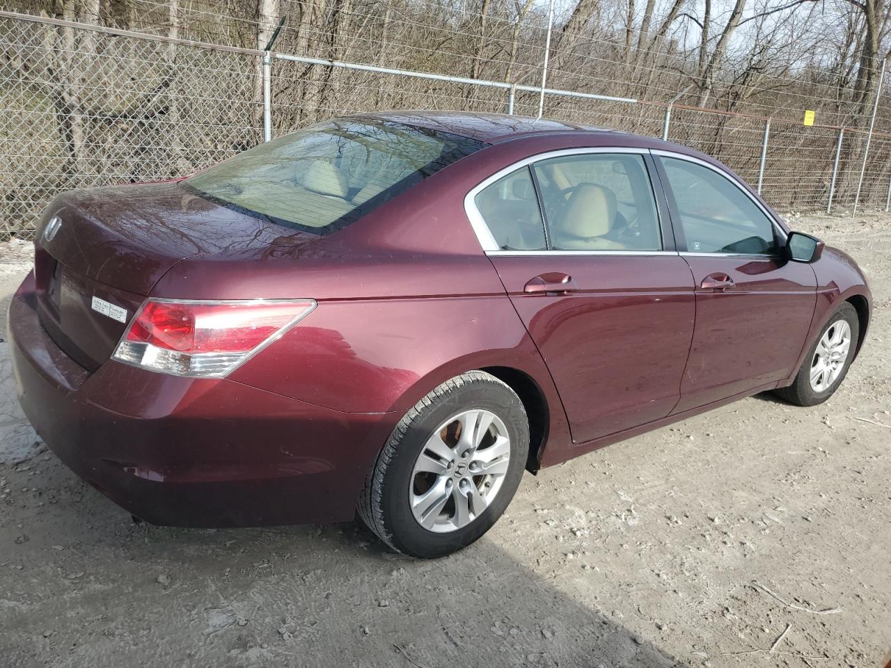 Photo 2 VIN: 1HGCP26498A161534 - HONDA ACCORD 