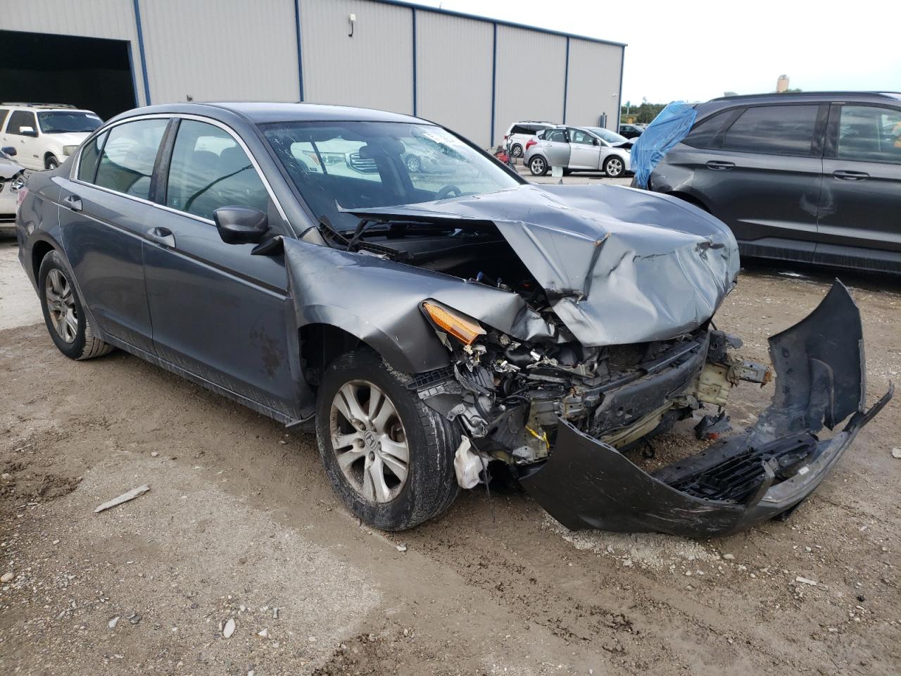 Photo 3 VIN: 1HGCP26499A103358 - HONDA ACCORD 