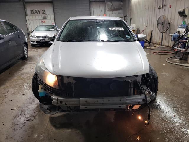 Photo 4 VIN: 1HGCP26499A116997 - HONDA ACCORD LXP 