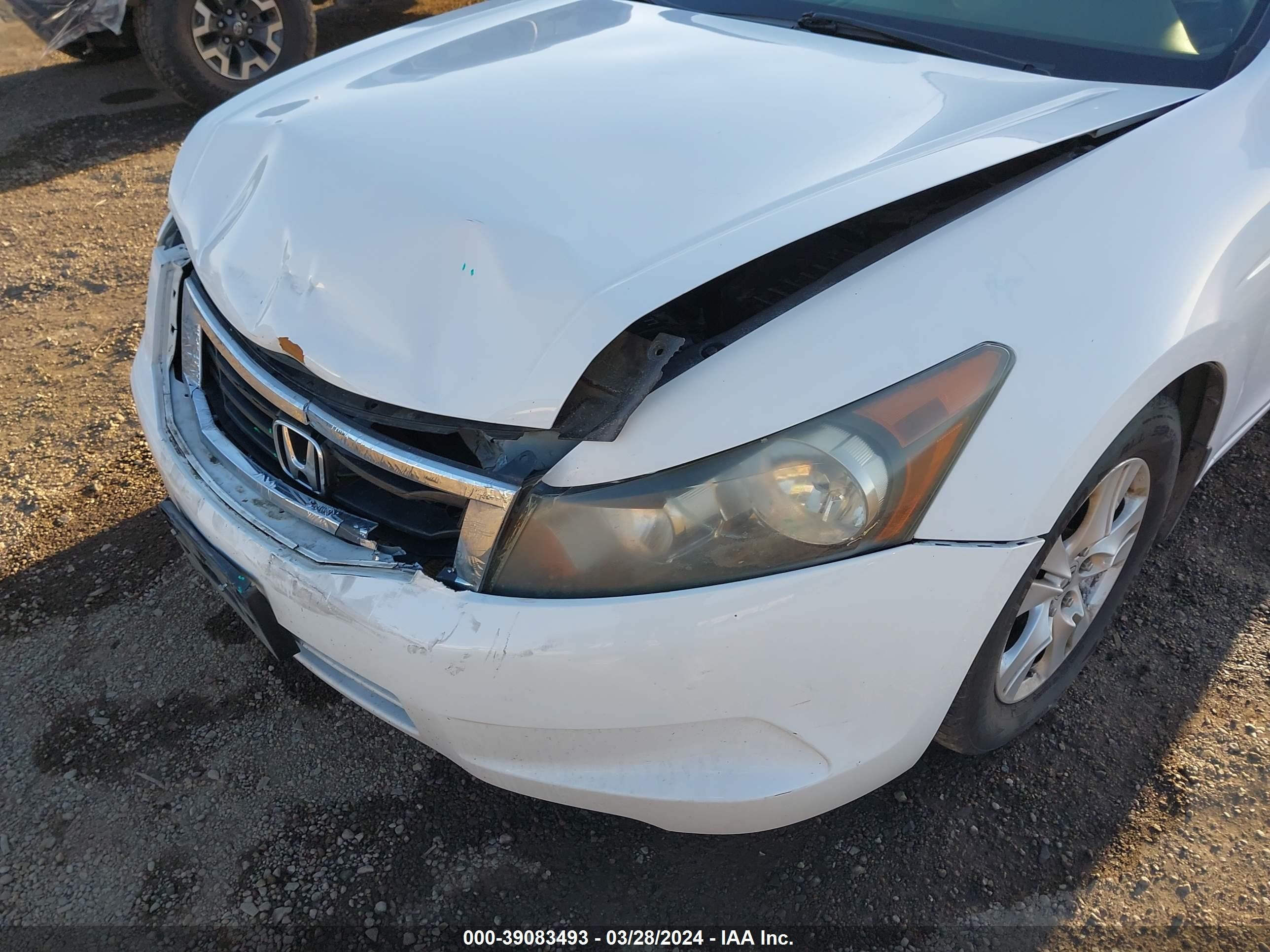 Photo 16 VIN: 1HGCP264X8A087329 - HONDA ACCORD 