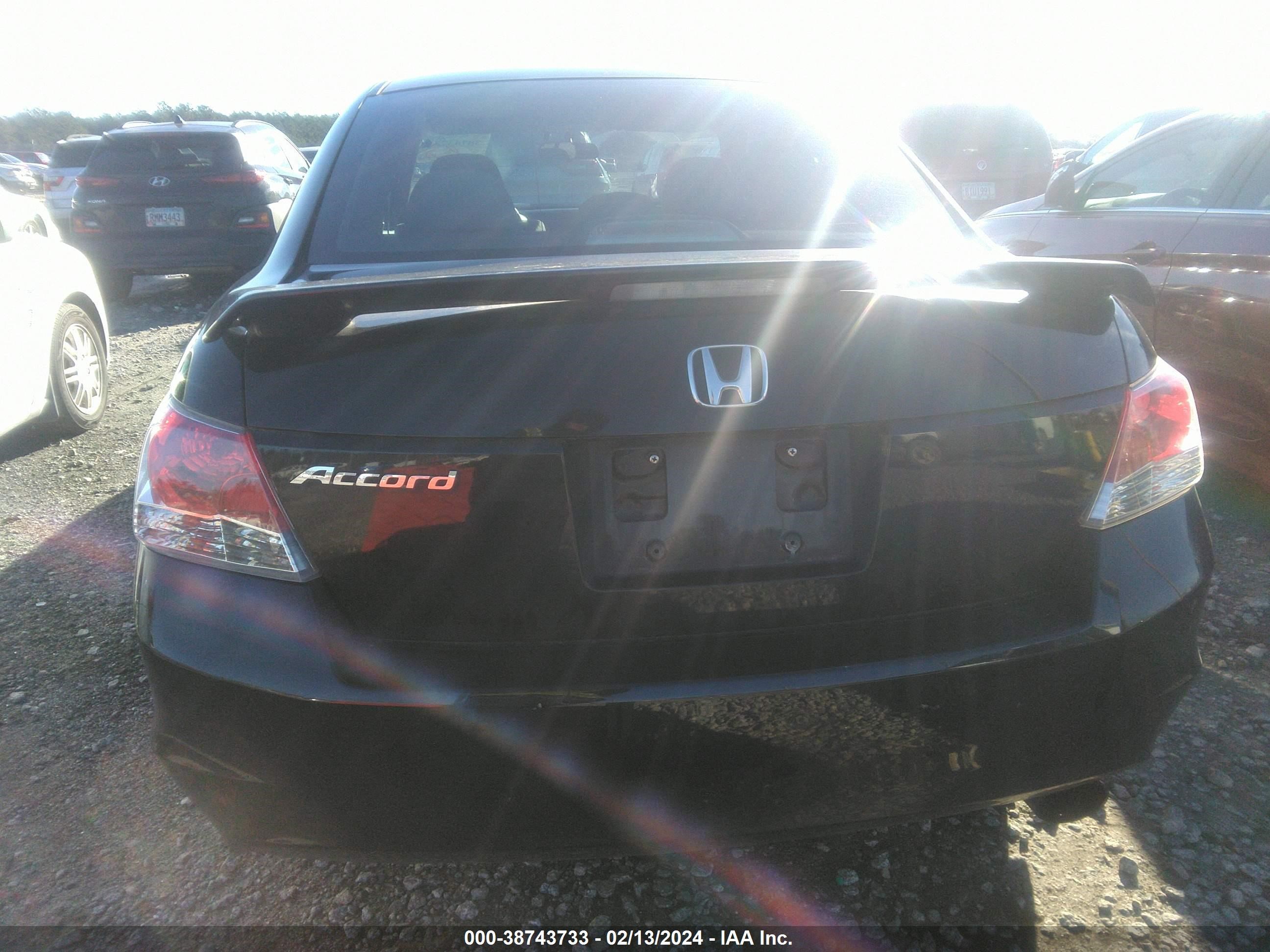 Photo 5 VIN: 1HGCP264X9A082164 - HONDA ACCORD 