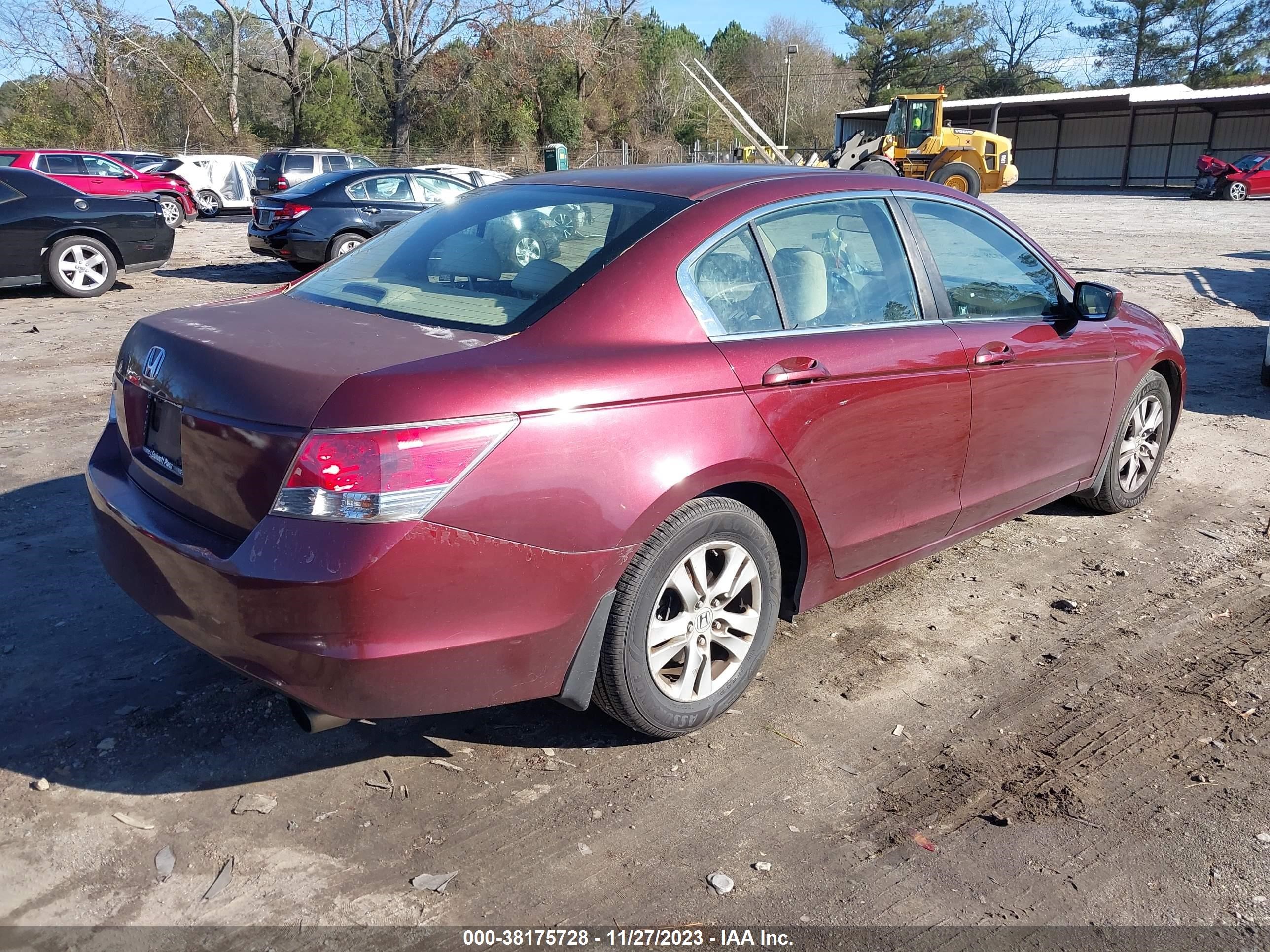 Photo 3 VIN: 1HGCP264X9A089423 - HONDA ACCORD 