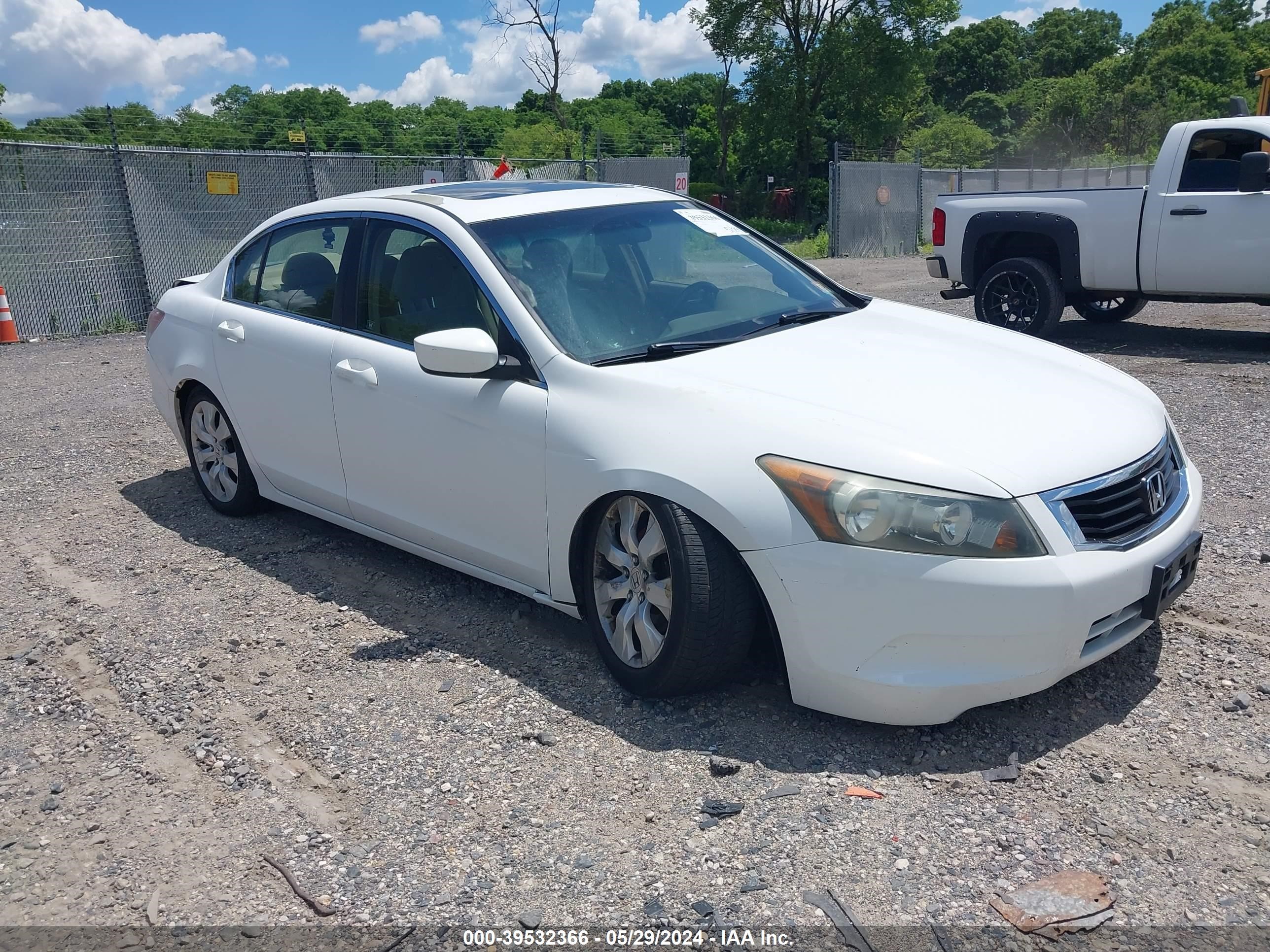 Photo 0 VIN: 1HGCP26708A091786 - HONDA ACCORD 