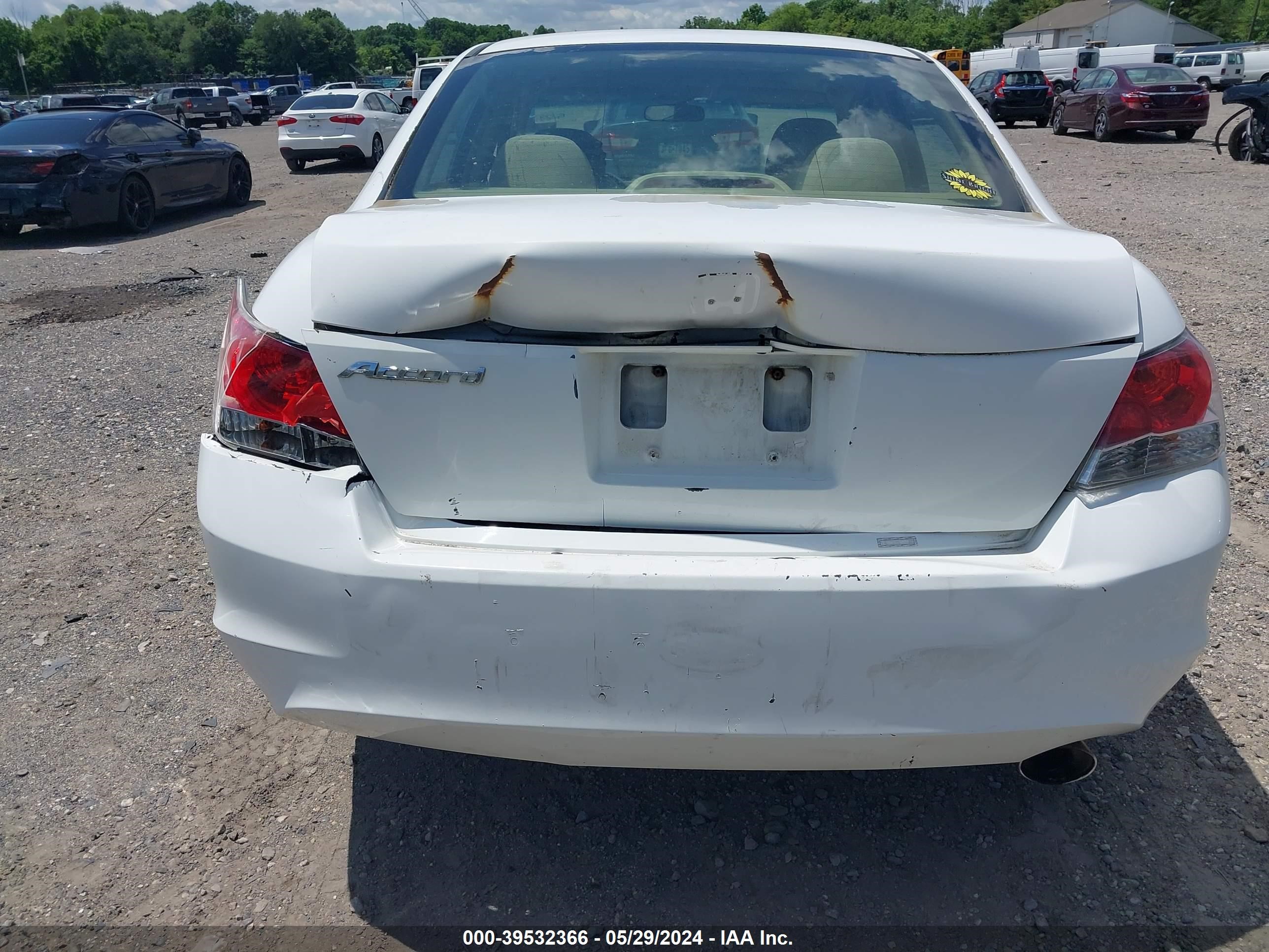 Photo 5 VIN: 1HGCP26708A091786 - HONDA ACCORD 