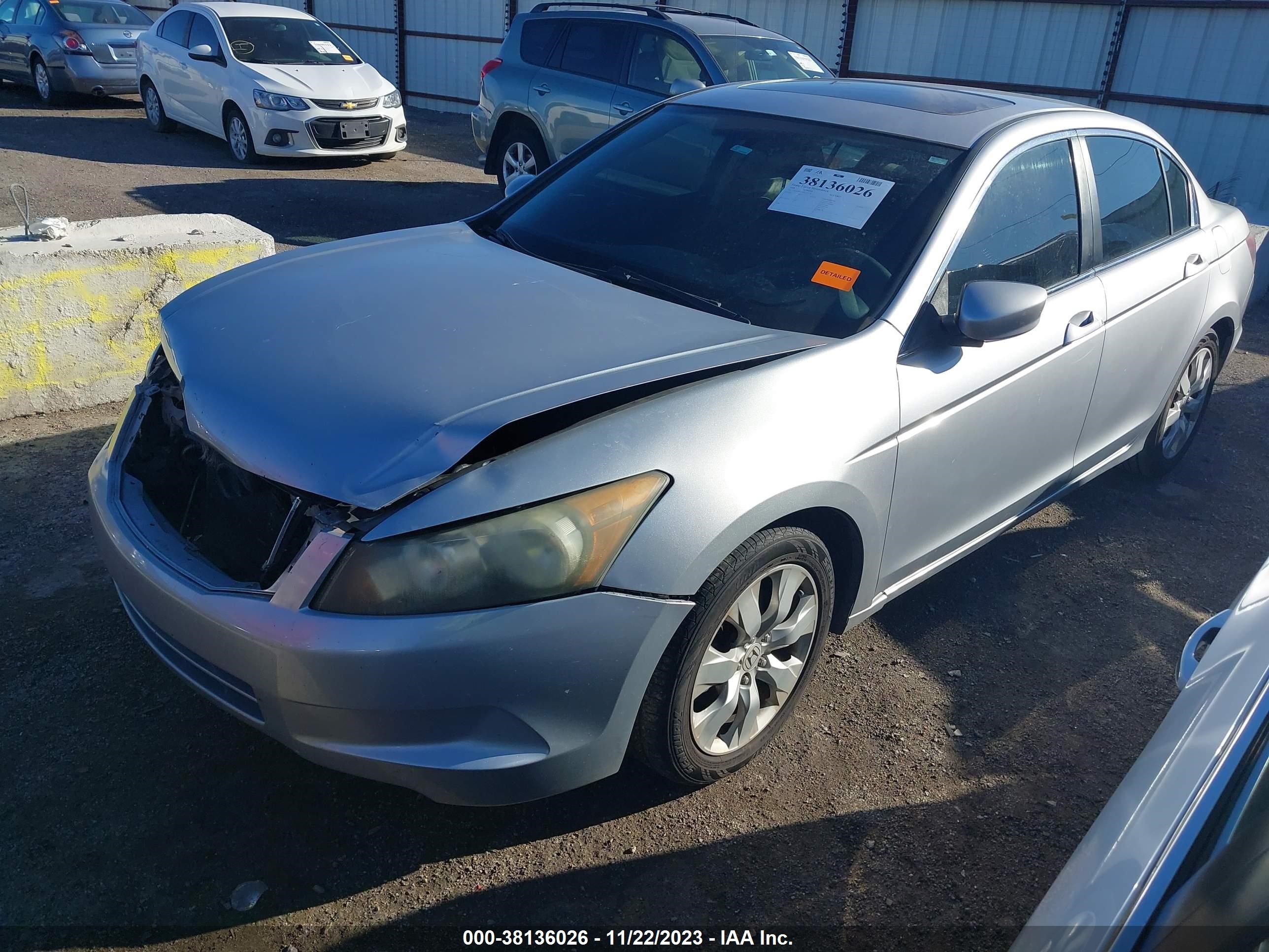 Photo 1 VIN: 1HGCP26718A127579 - HONDA ACCORD 