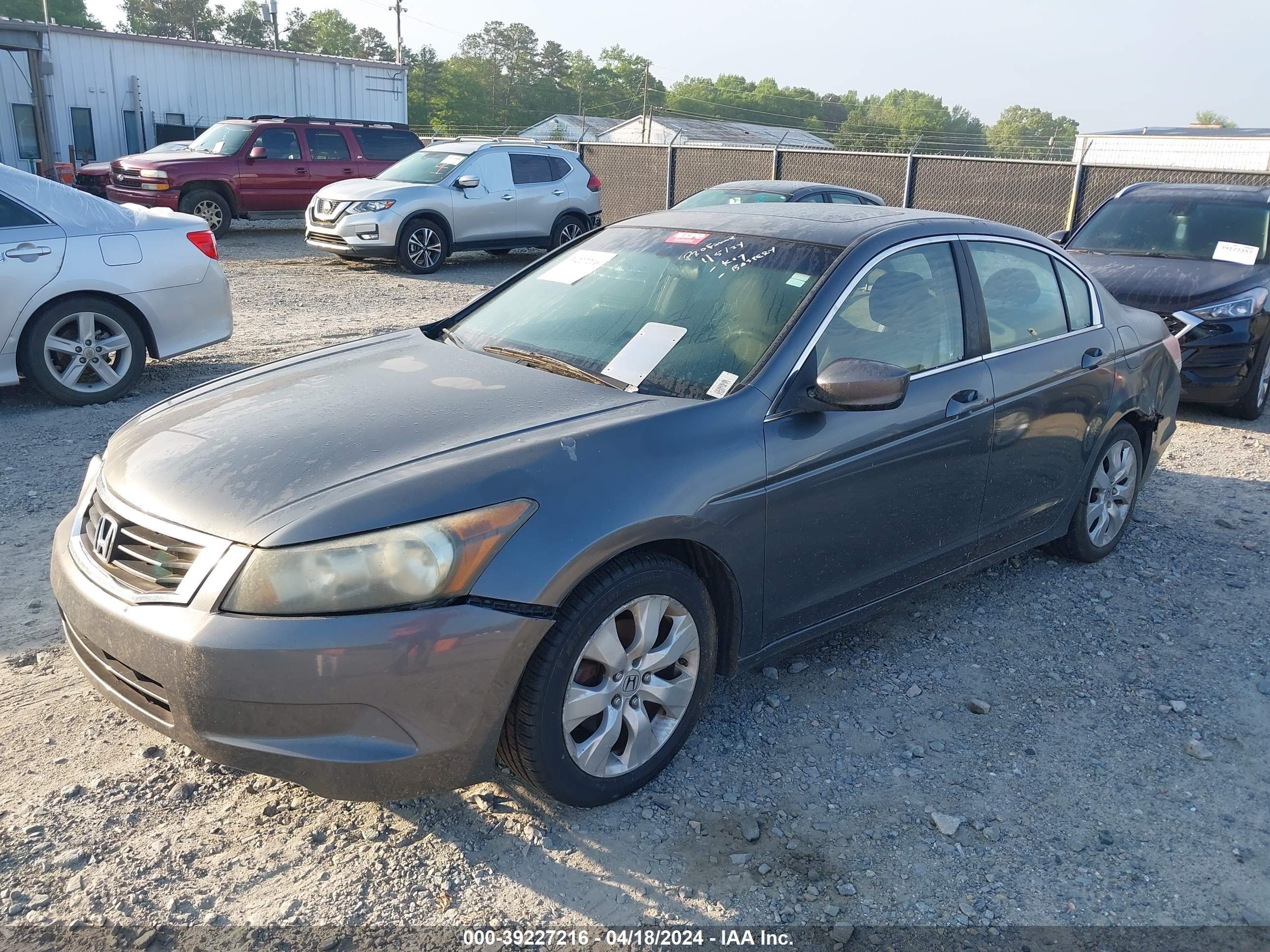 Photo 1 VIN: 1HGCP26719A027208 - HONDA ACCORD 