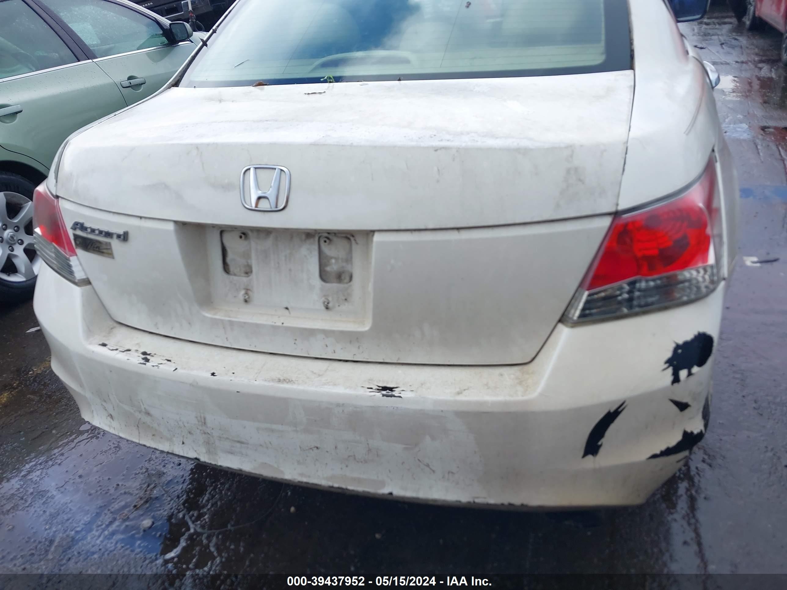 Photo 14 VIN: 1HGCP26729A021885 - HONDA ACCORD 