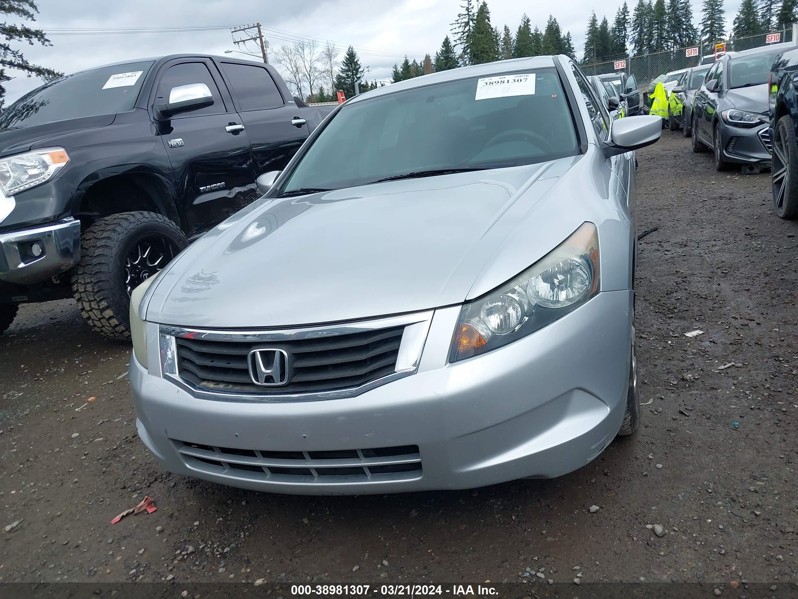 Photo 12 VIN: 1HGCP26729A161077 - HONDA ACCORD 