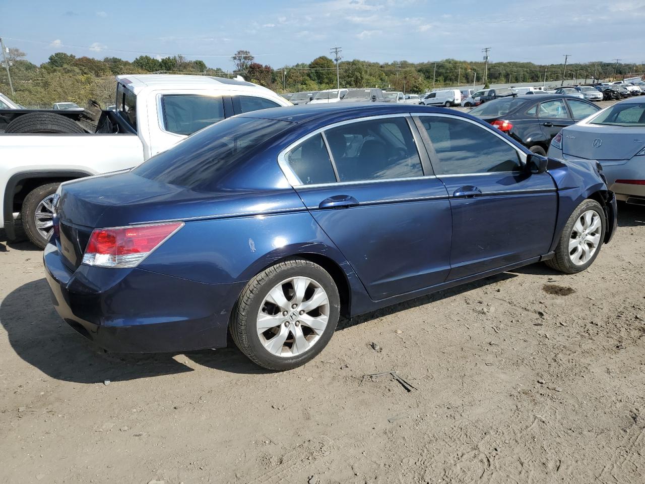 Photo 2 VIN: 1HGCP26738A096304 - HONDA ACCORD 