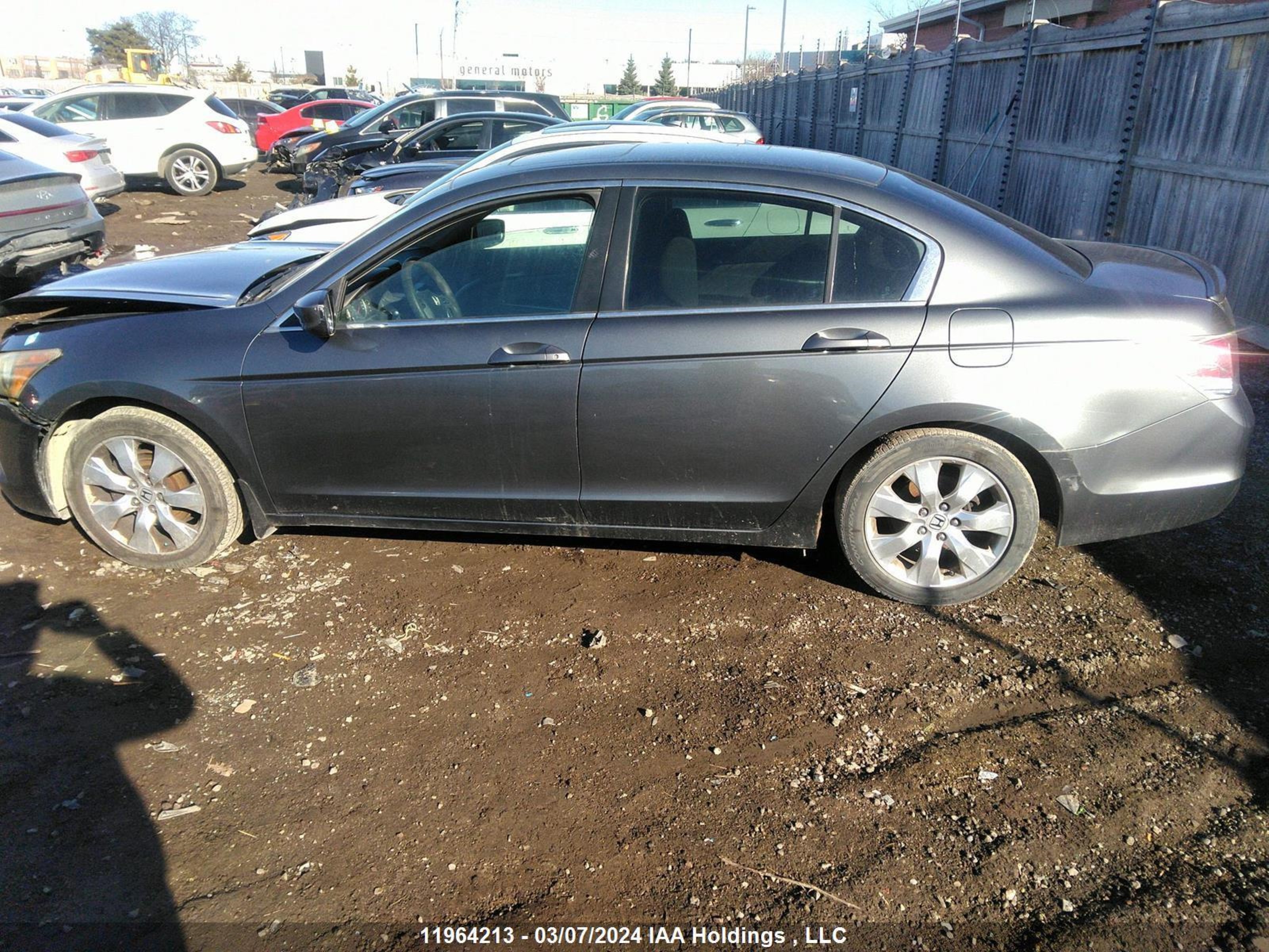 Photo 13 VIN: 1HGCP26738A807631 - HONDA ACCORD 