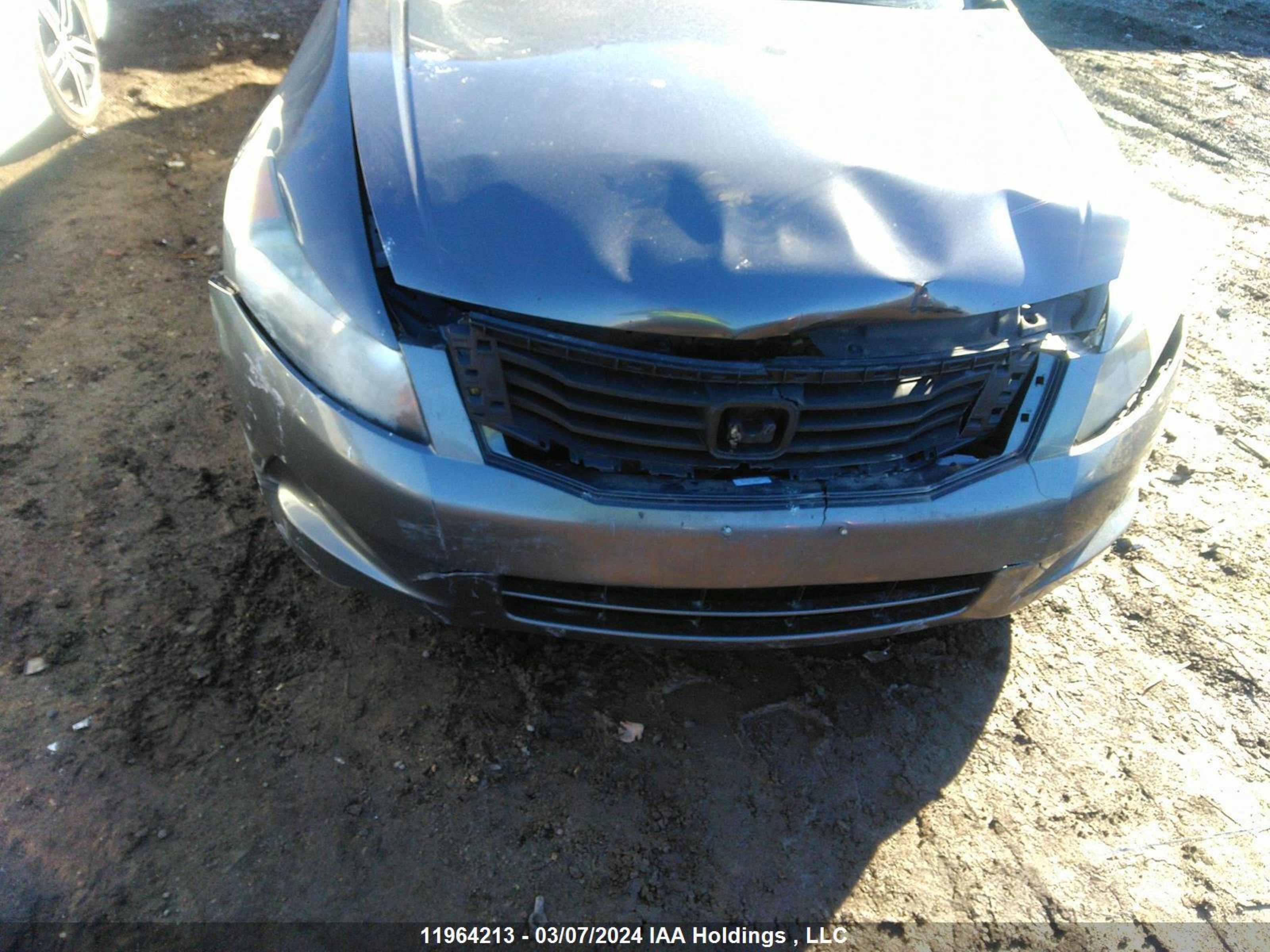 Photo 5 VIN: 1HGCP26738A807631 - HONDA ACCORD 