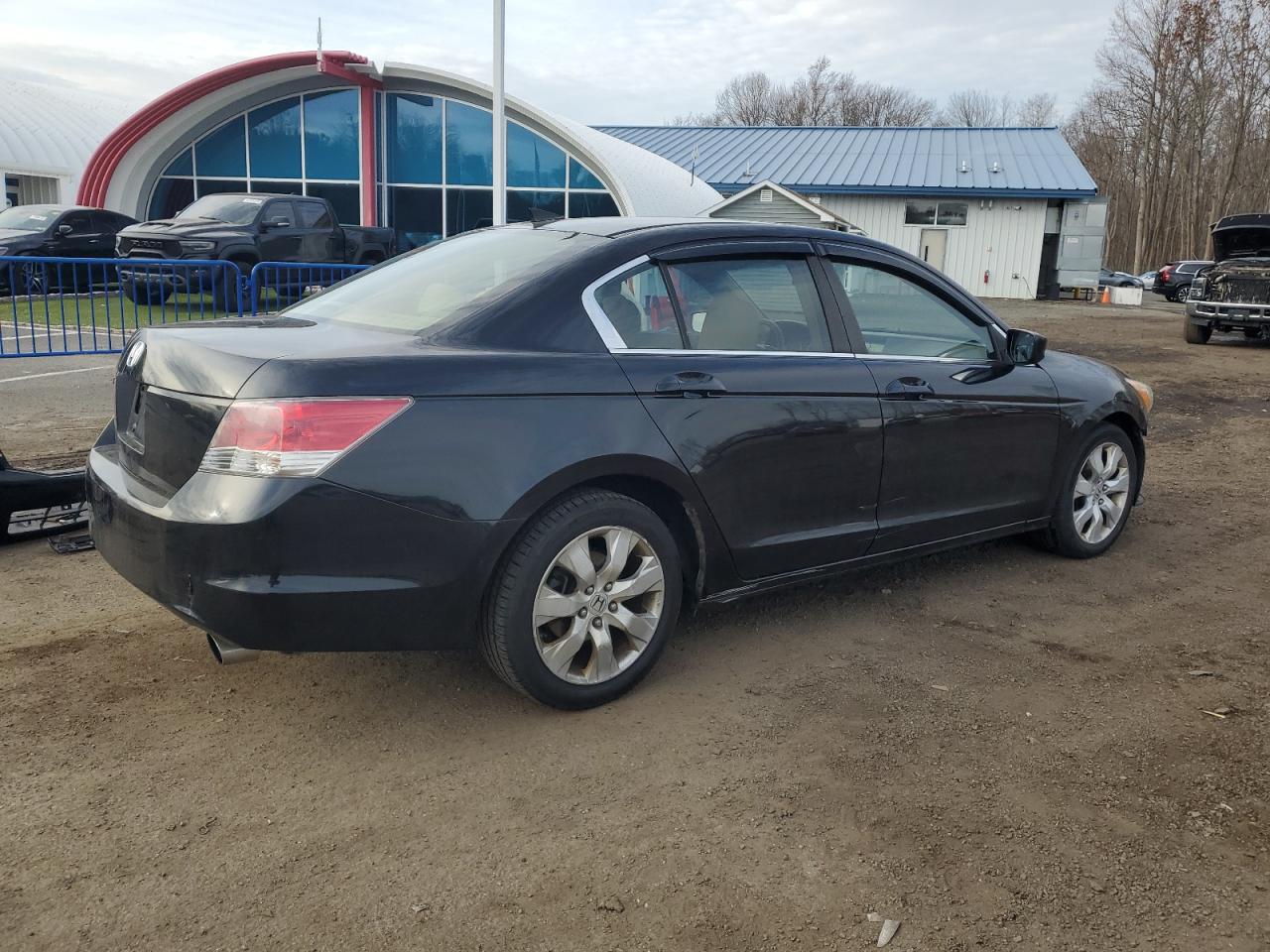 Photo 2 VIN: 1HGCP26748A014953 - HONDA ACCORD 