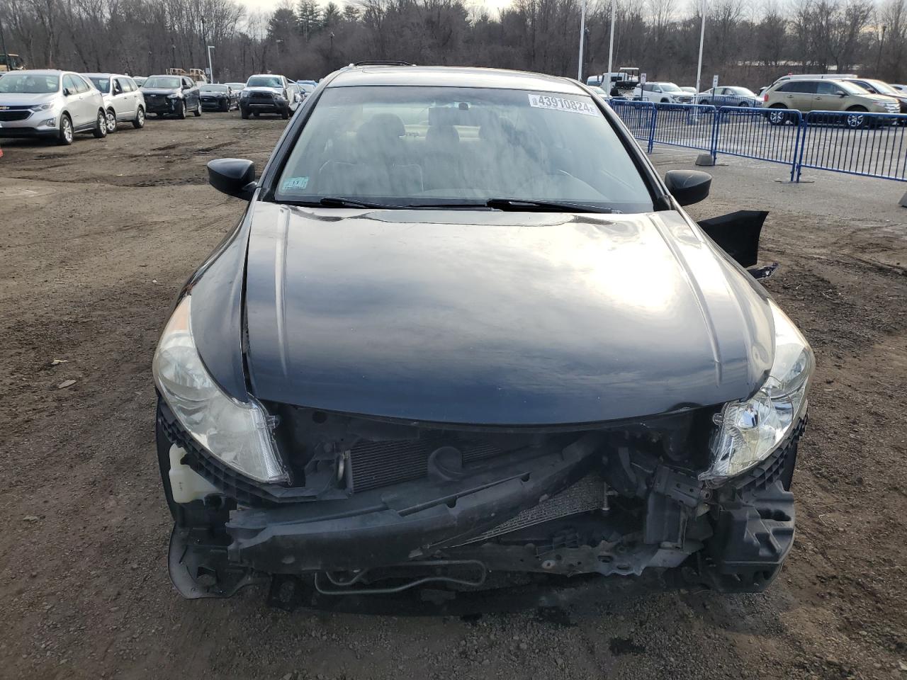 Photo 4 VIN: 1HGCP26748A014953 - HONDA ACCORD 