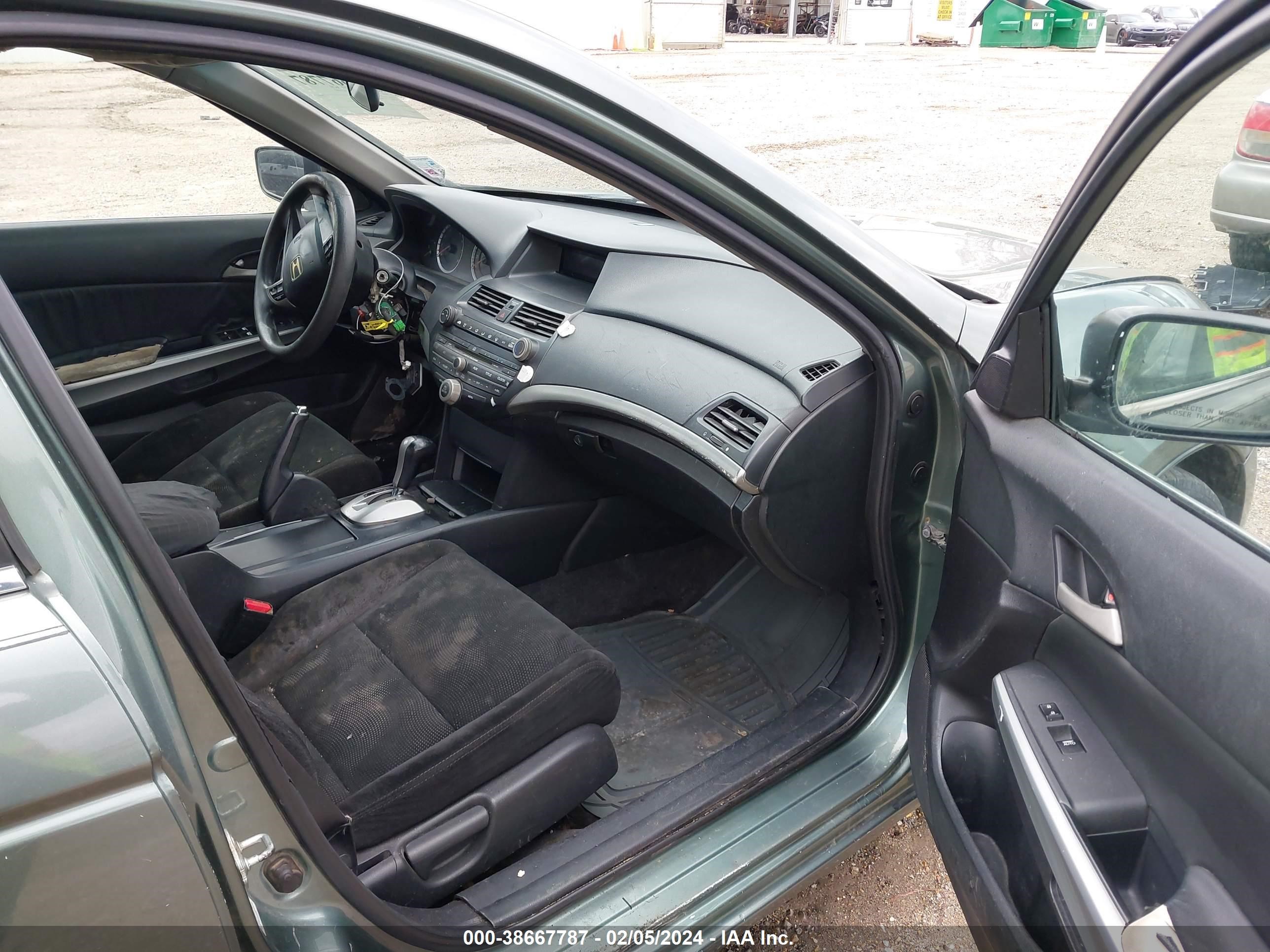 Photo 4 VIN: 1HGCP26759A038423 - HONDA ACCORD 