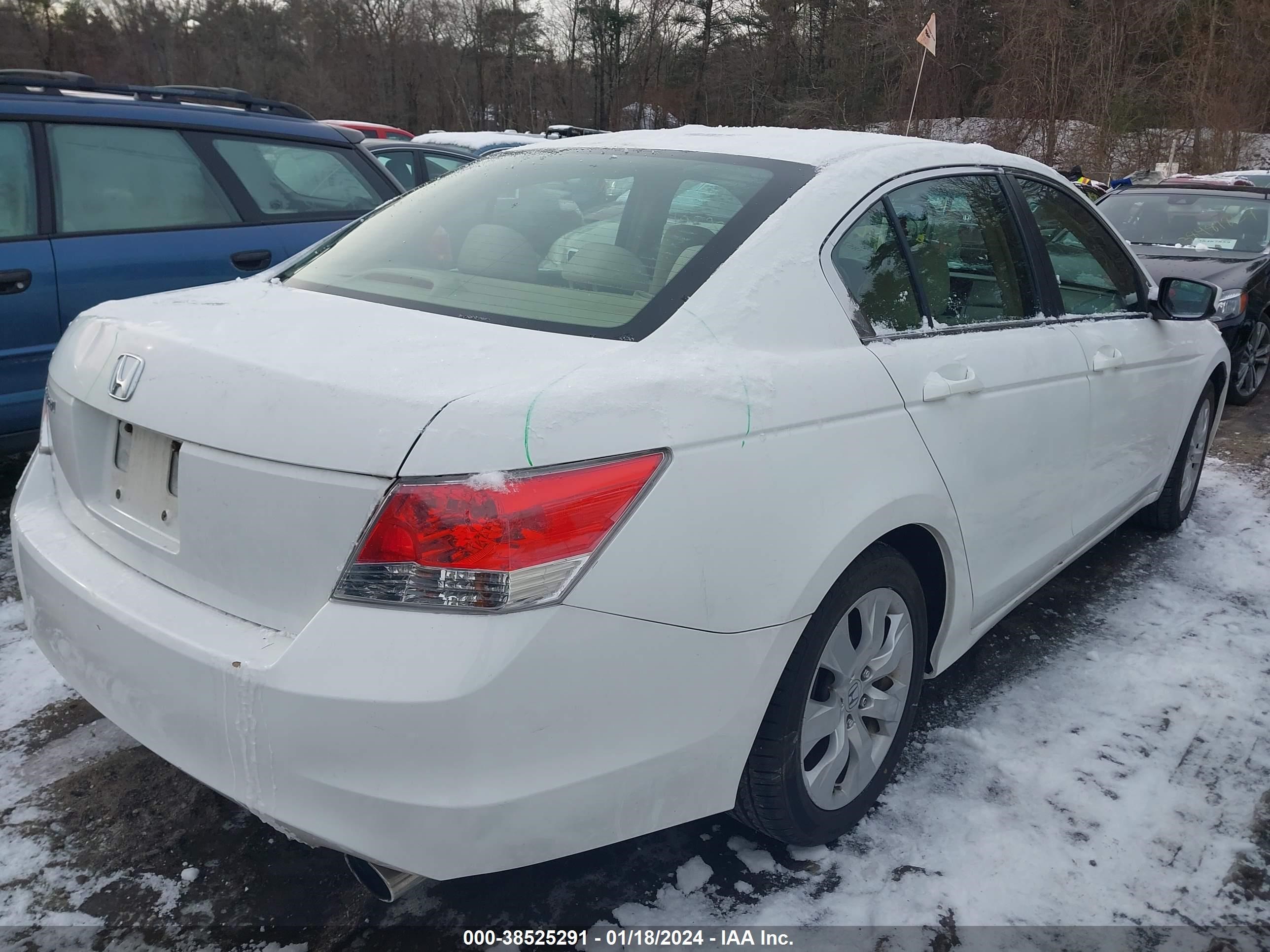 Photo 3 VIN: 1HGCP26759A162644 - HONDA ACCORD 