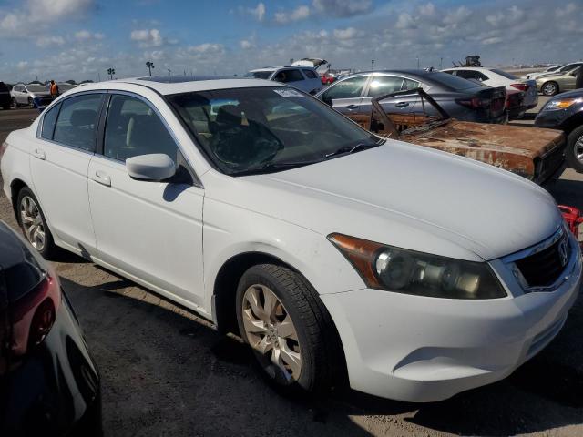 Photo 3 VIN: 1HGCP26768A055357 - HONDA ACCORD EX 