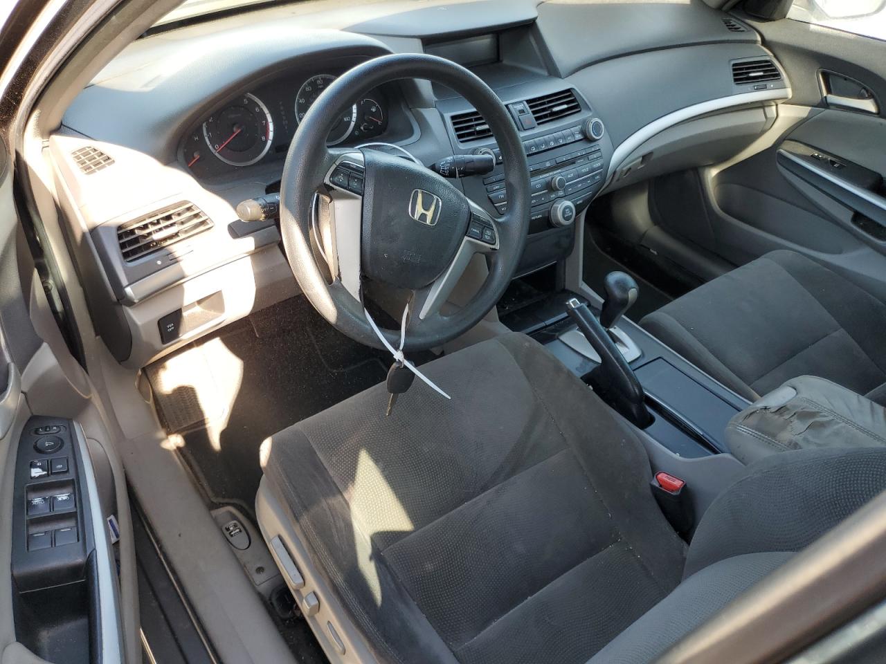 Photo 7 VIN: 1HGCP26769A053593 - HONDA ACCORD 