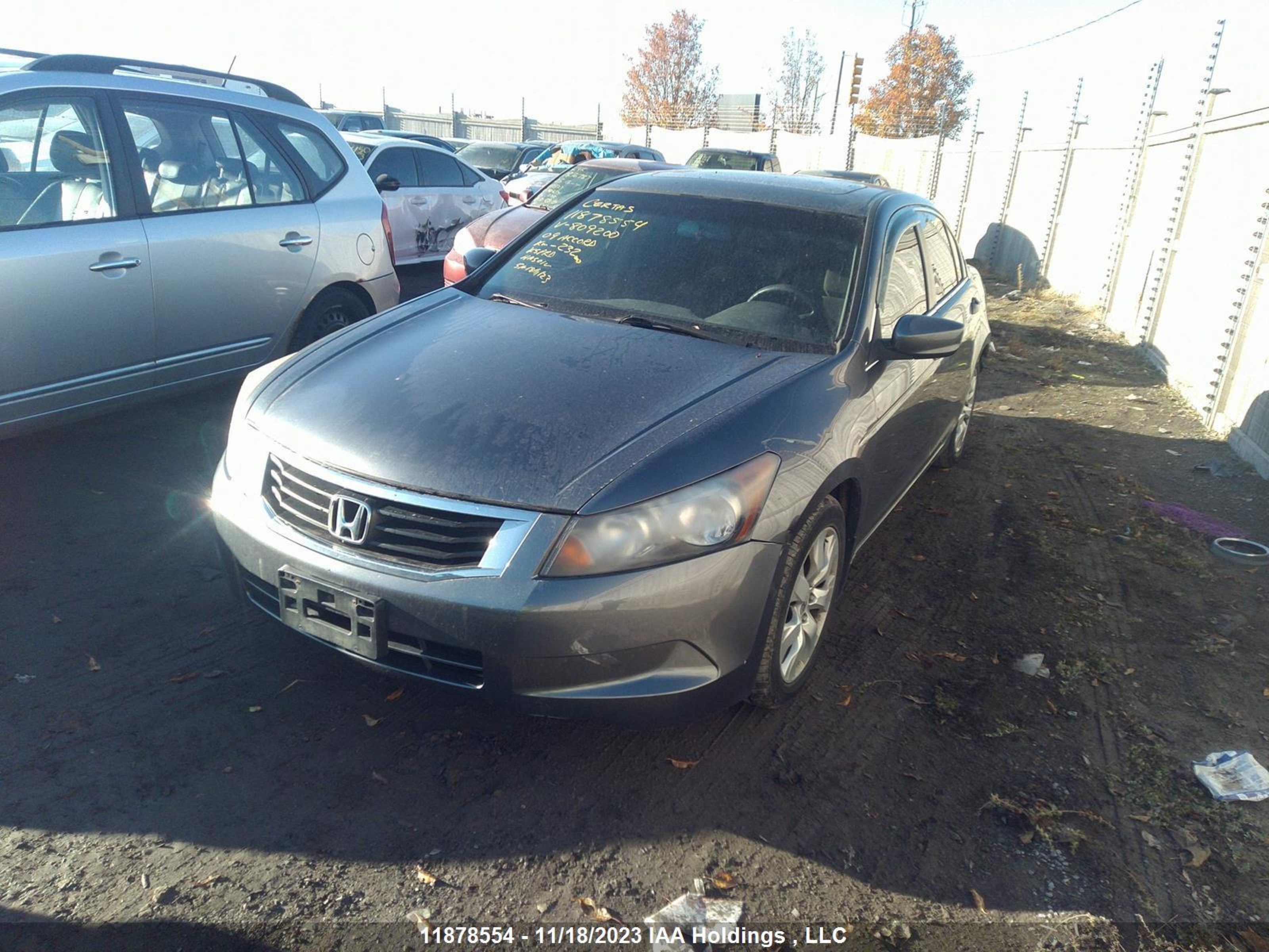 Photo 1 VIN: 1HGCP26769A809200 - HONDA ACCORD 