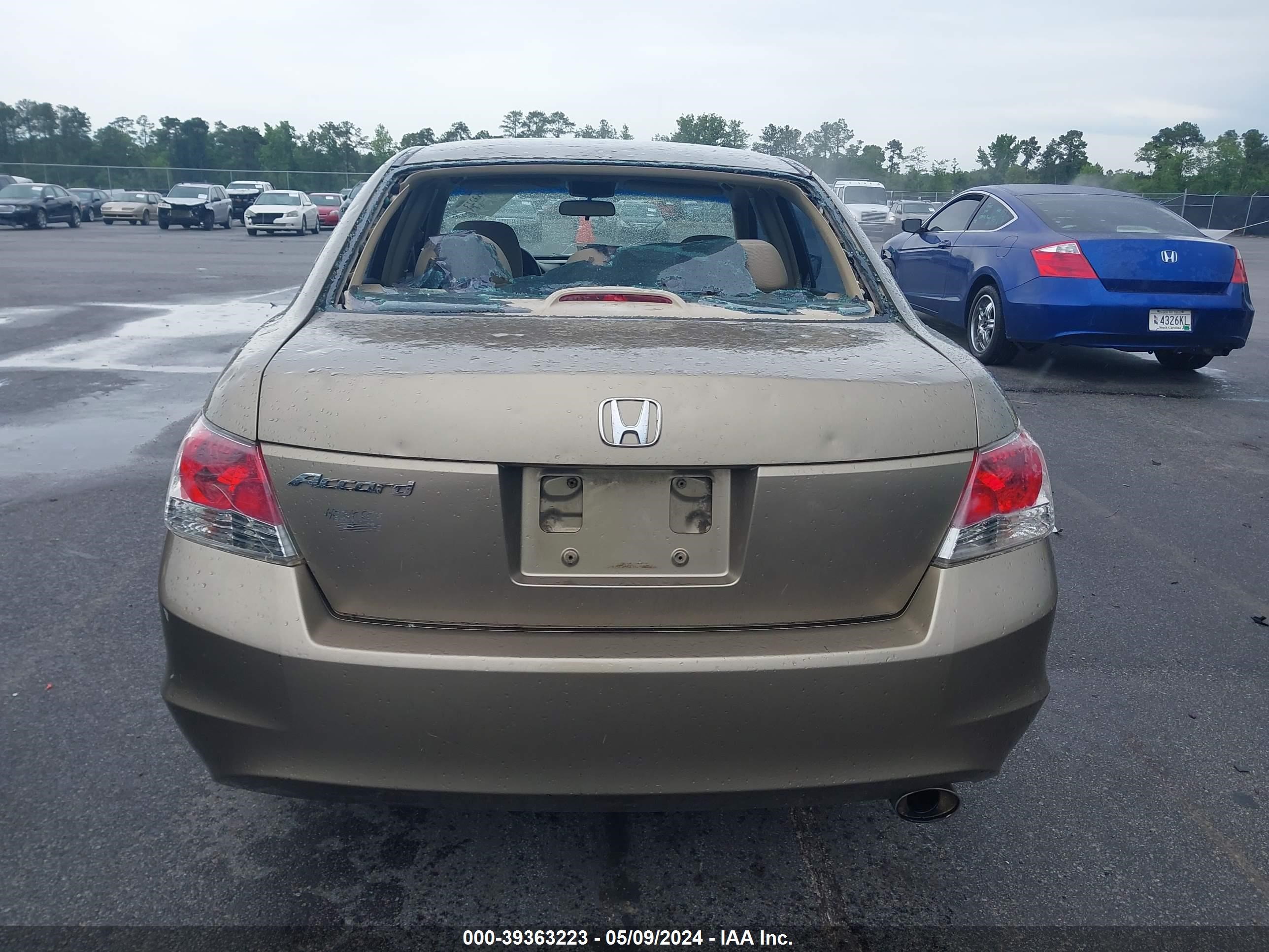 Photo 15 VIN: 1HGCP26778A039667 - HONDA ACCORD 