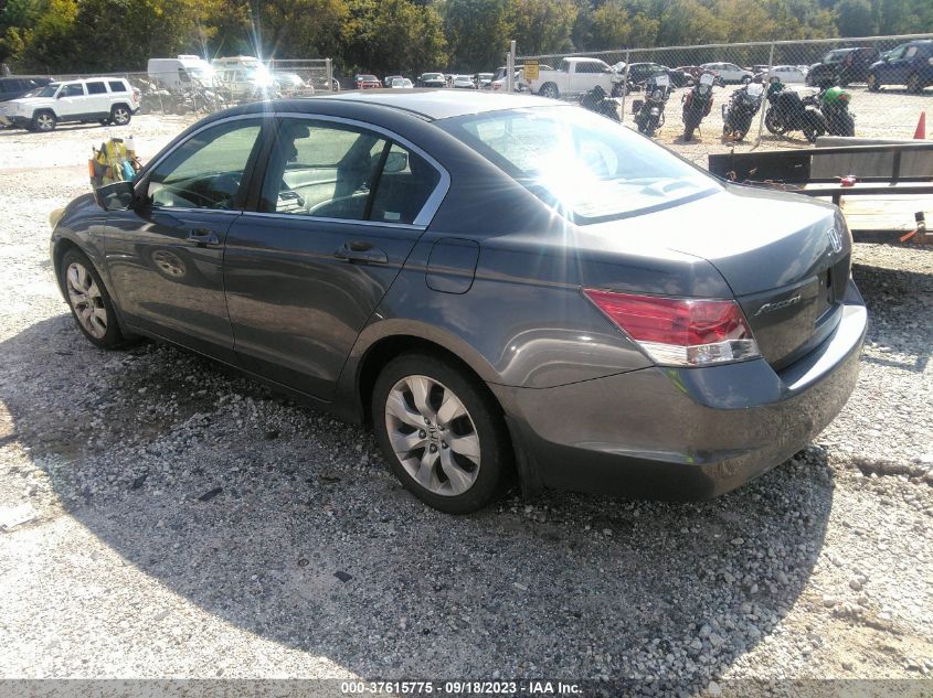 Photo 2 VIN: 1HGCP26788A108379 - HONDA ACCORD 