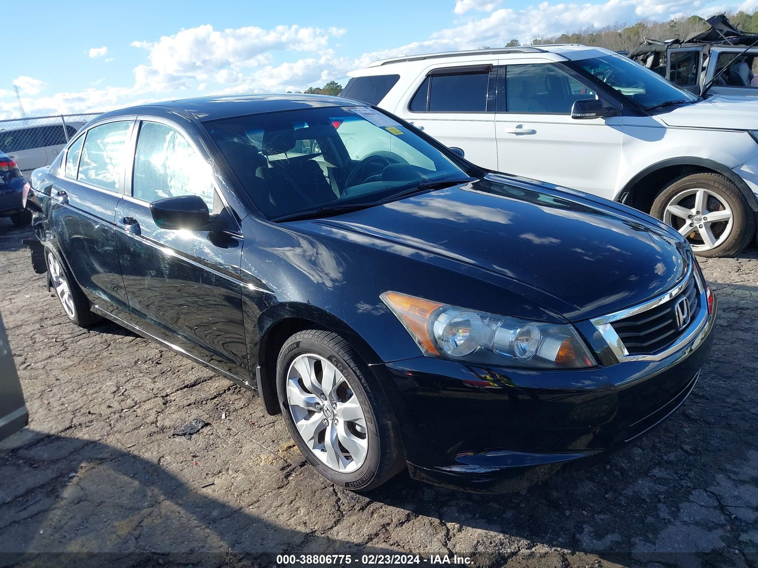 Photo 0 VIN: 1HGCP26799A045021 - HONDA ACCORD 