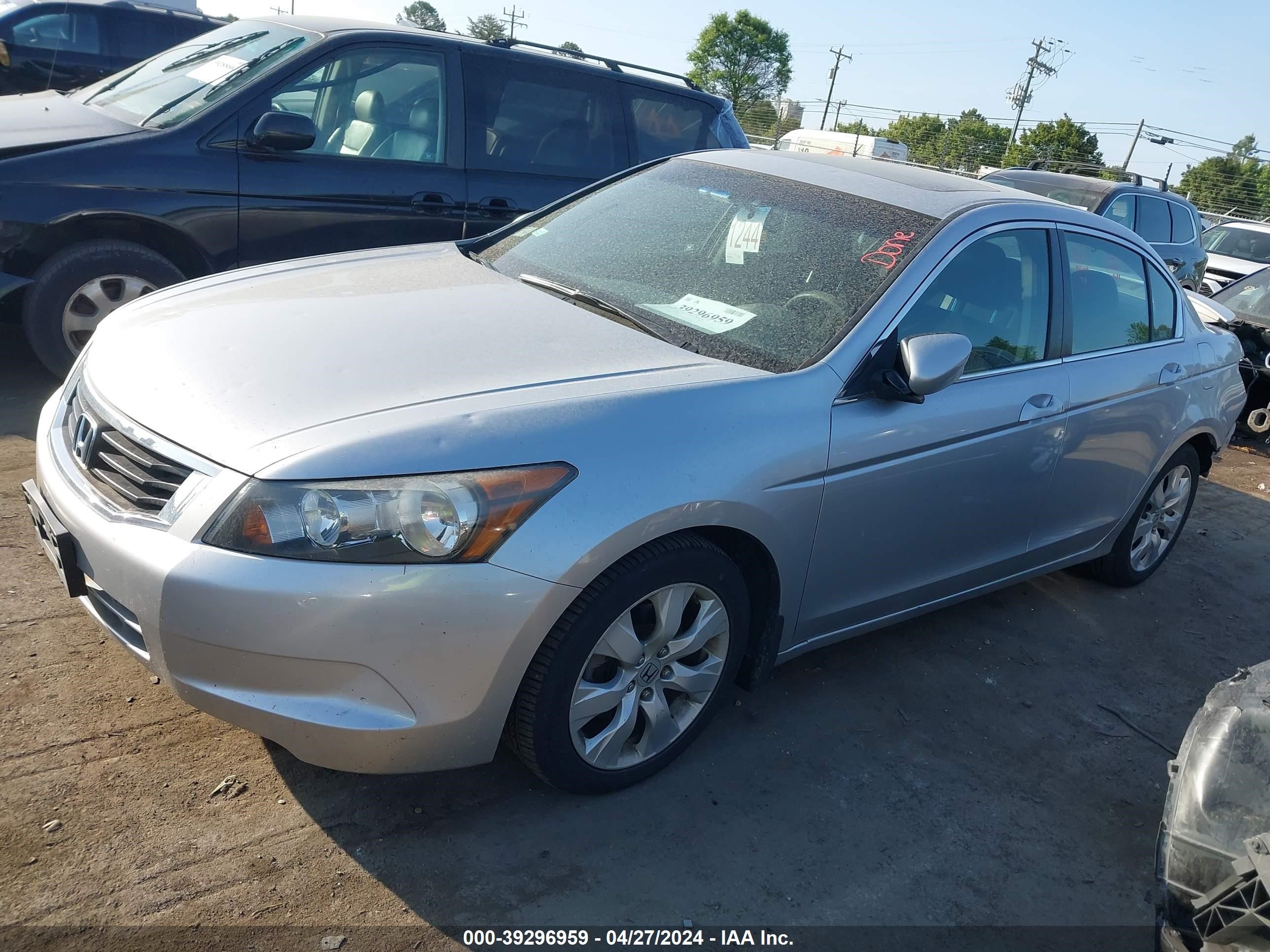 Photo 1 VIN: 1HGCP26799A141683 - HONDA ACCORD 