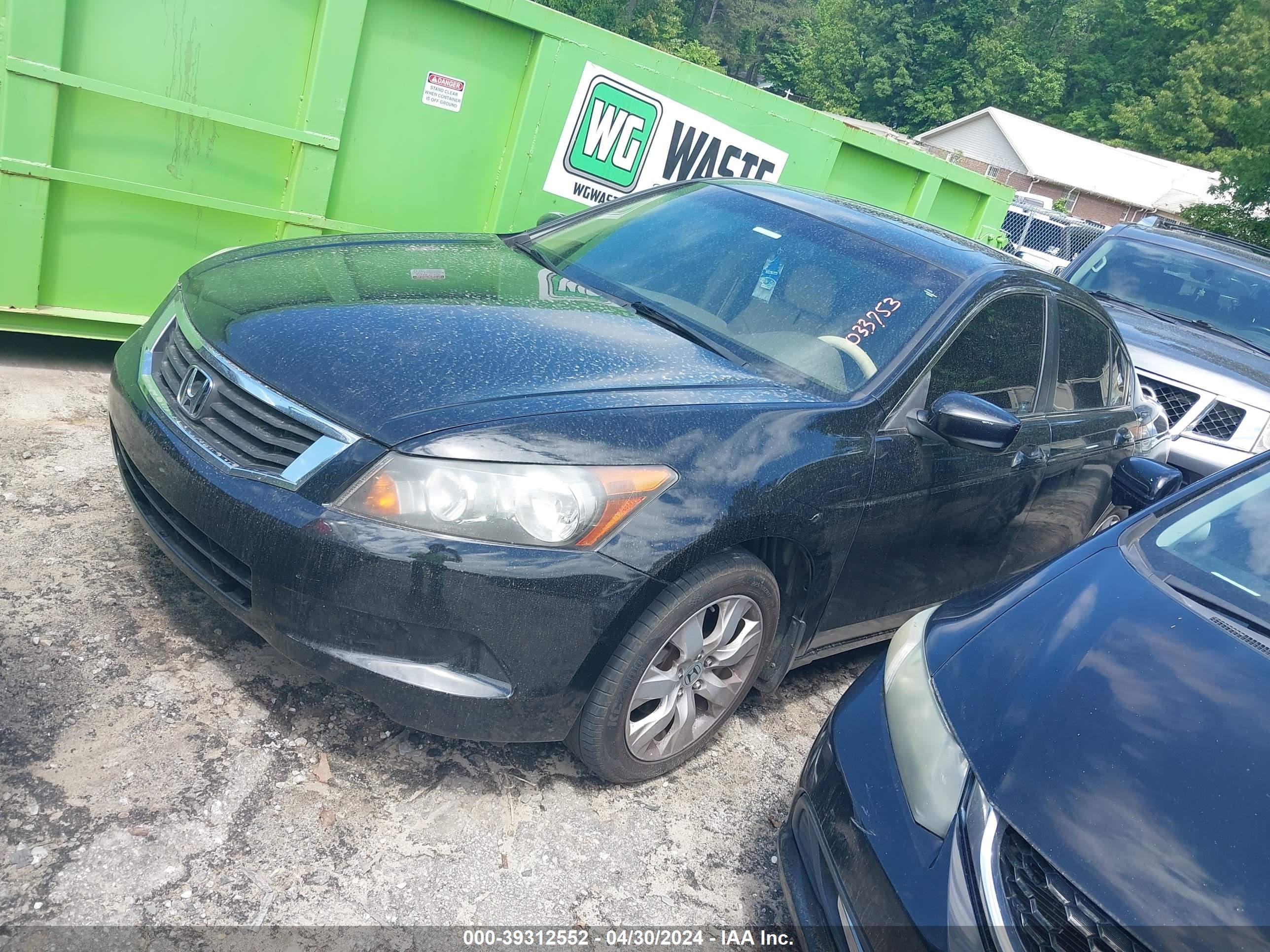 Photo 1 VIN: 1HGCP26809A033753 - HONDA ACCORD 