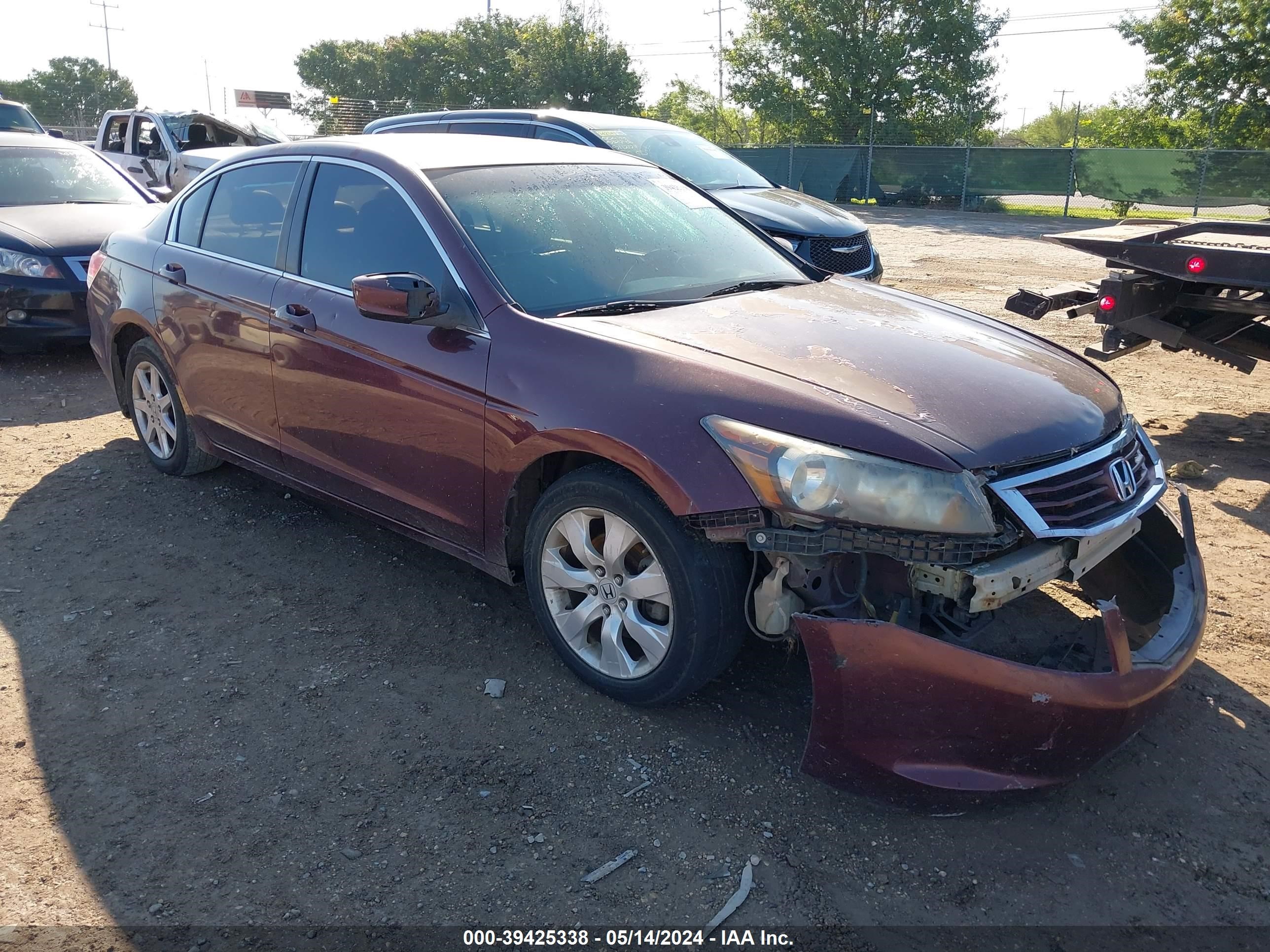 Photo 0 VIN: 1HGCP26809A174886 - HONDA ACCORD 