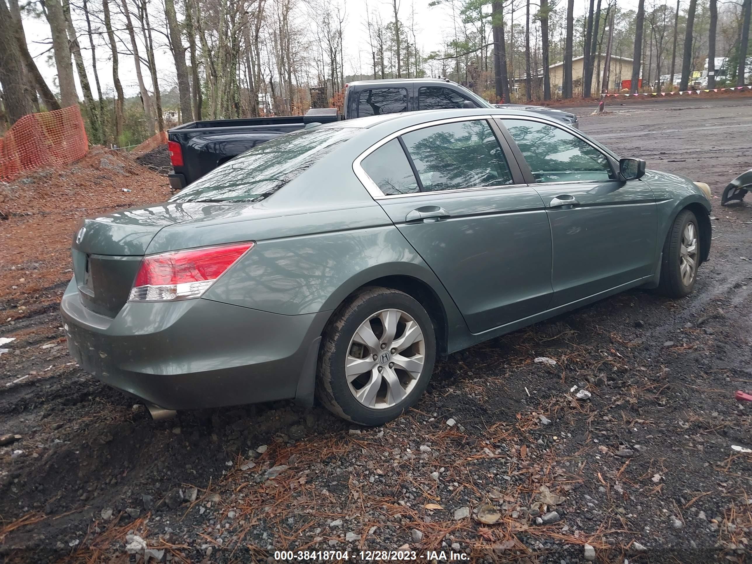 Photo 3 VIN: 1HGCP26819A059066 - HONDA ACCORD 