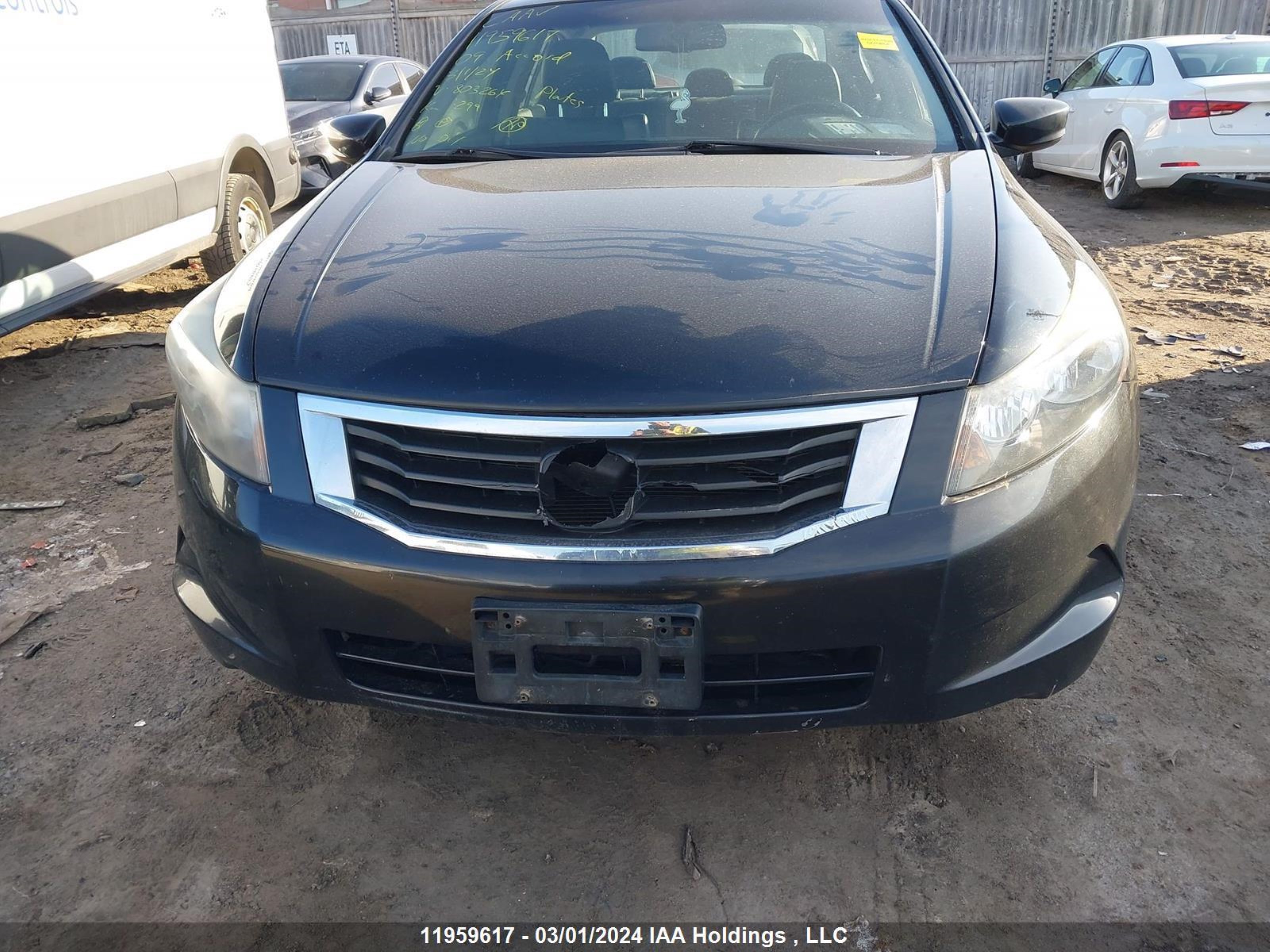 Photo 11 VIN: 1HGCP26819A803264 - HONDA ACCORD 