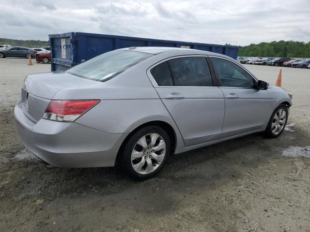 Photo 2 VIN: 1HGCP26828A044803 - HONDA ACCORD 